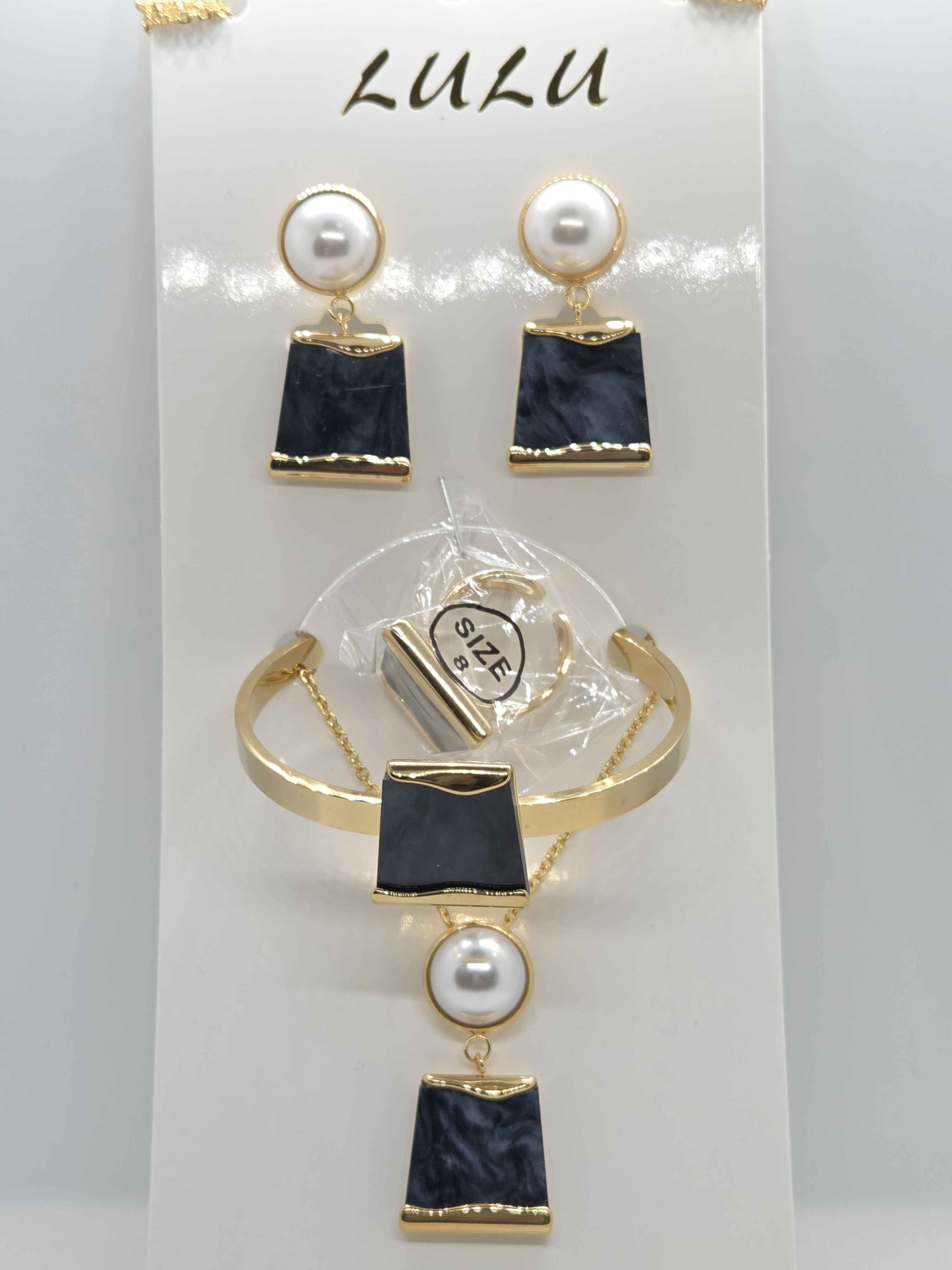 Wholesaler LULU BIJOUX - Pearlized steel jewelry sets