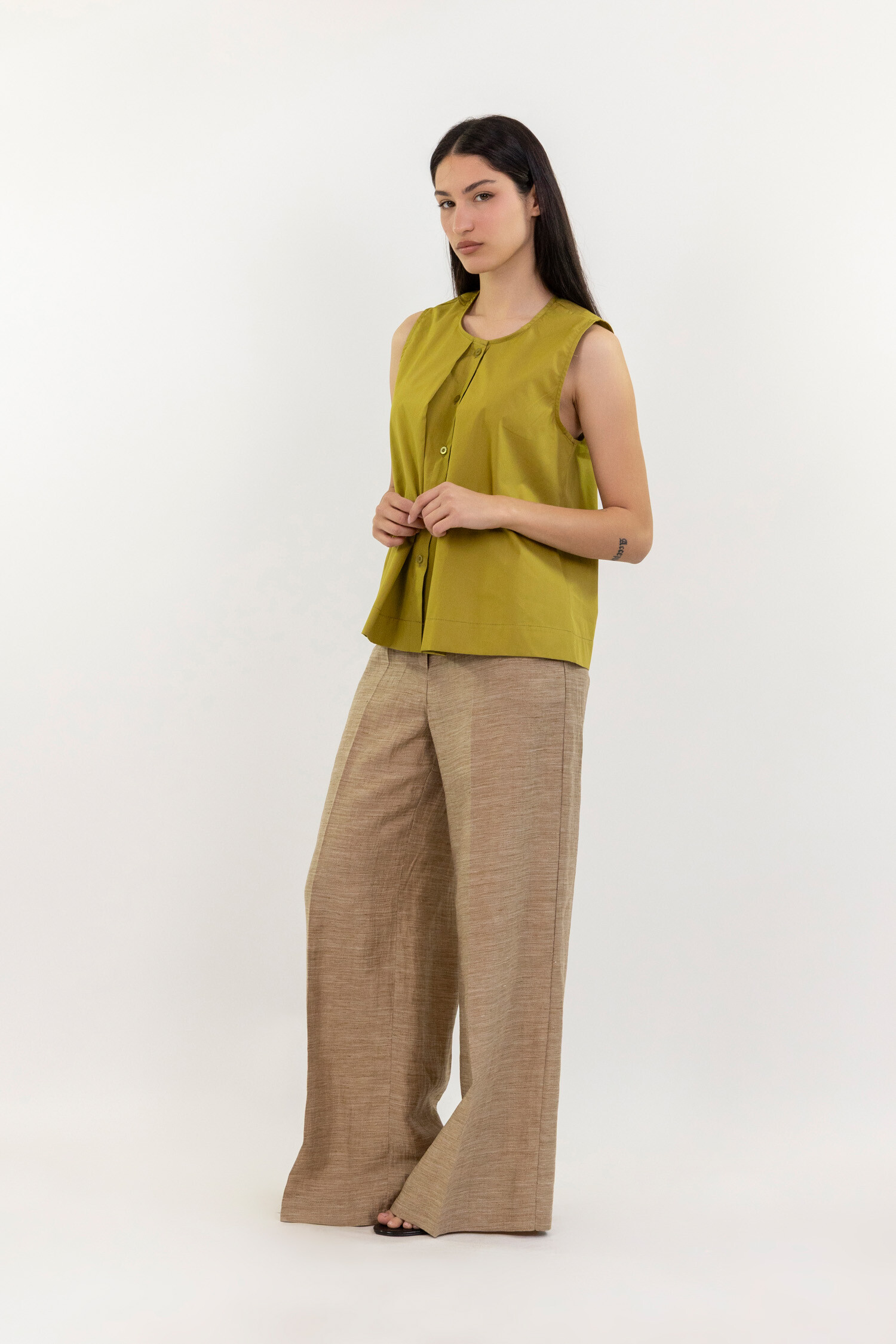 Wholesaler LUMA - Sleeveless blouse