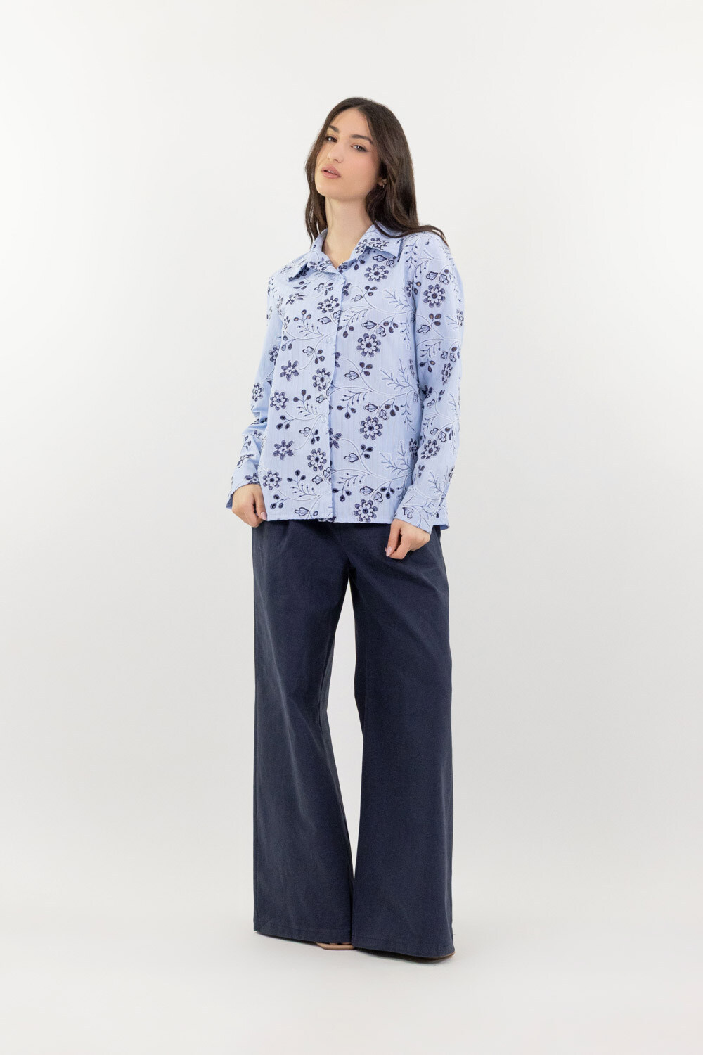 Grossiste LUMA - Chemise classique avec broderies