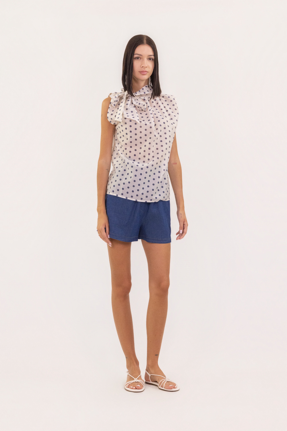 Wholesaler LUMA - Polka dot blouse with bow at the neck