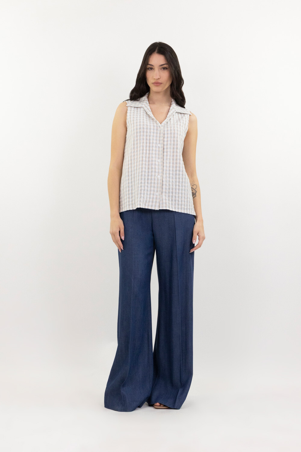 Wholesaler LUMA - Sleeveless checkered blouse