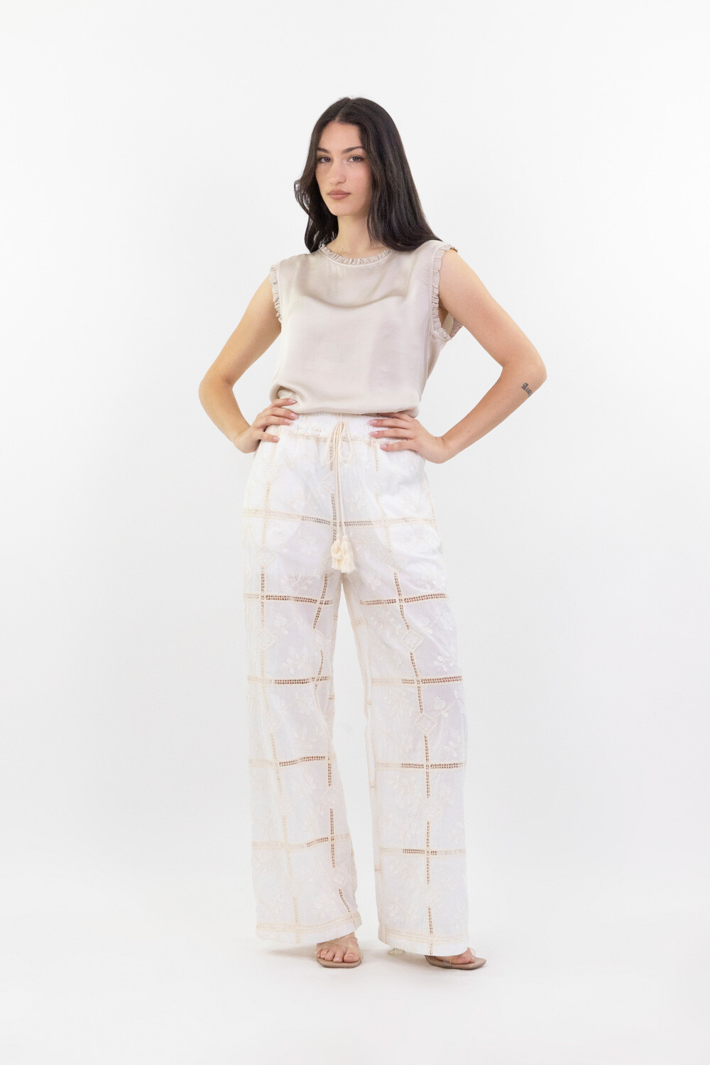 Wholesaler LUMA - Trousers with embroidery
