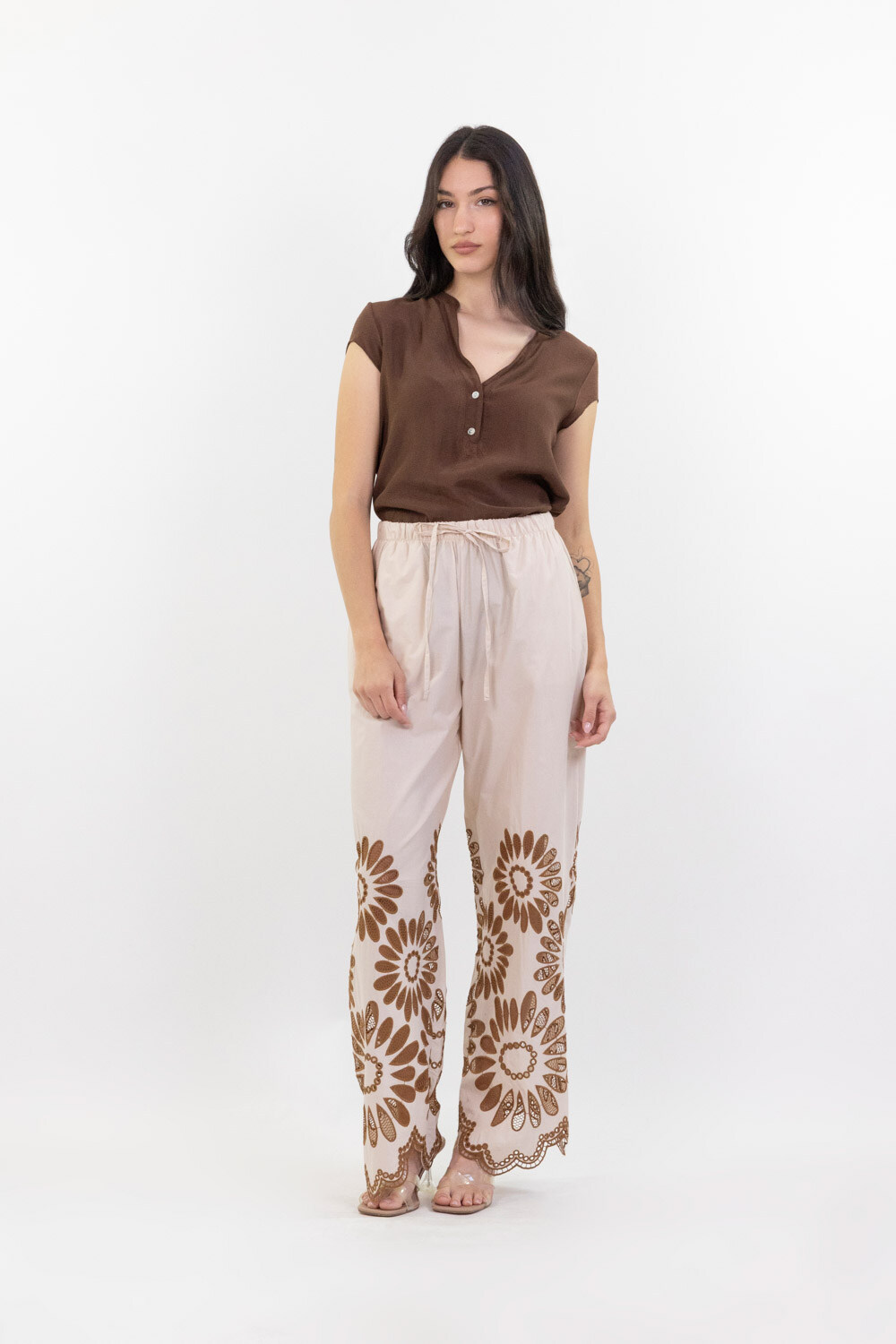Wholesaler LUMA - Trousers with embroidery and holes at the bottom