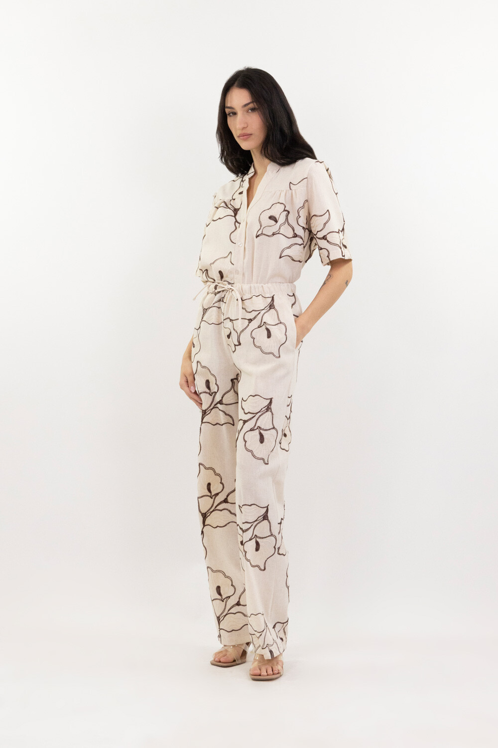 Mayorista LUMA - Pantalón suave con cintura elástica y bordados