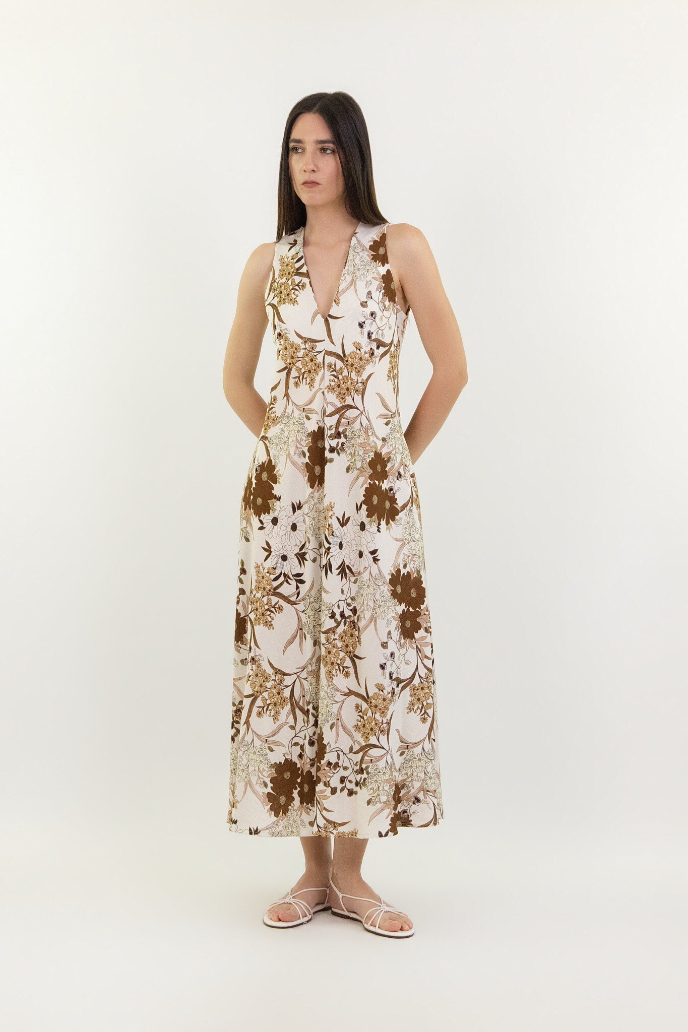 Wholesaler LUMA - Printed dress with V-neck