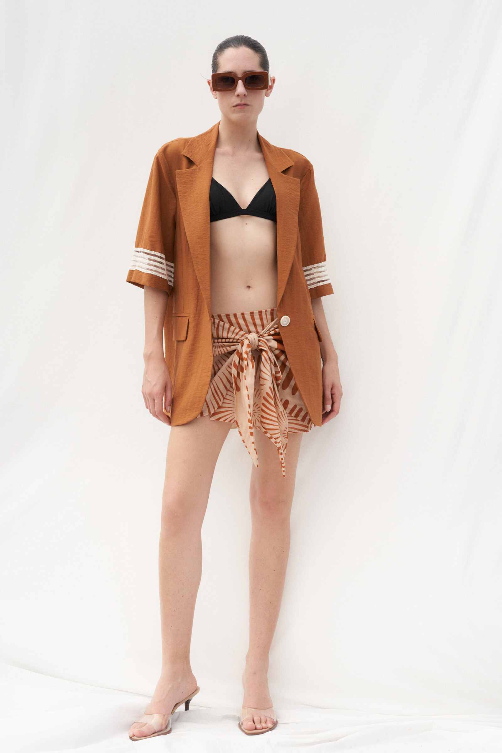 Mayorista LUMINA - Blazer de manga corta con detalle