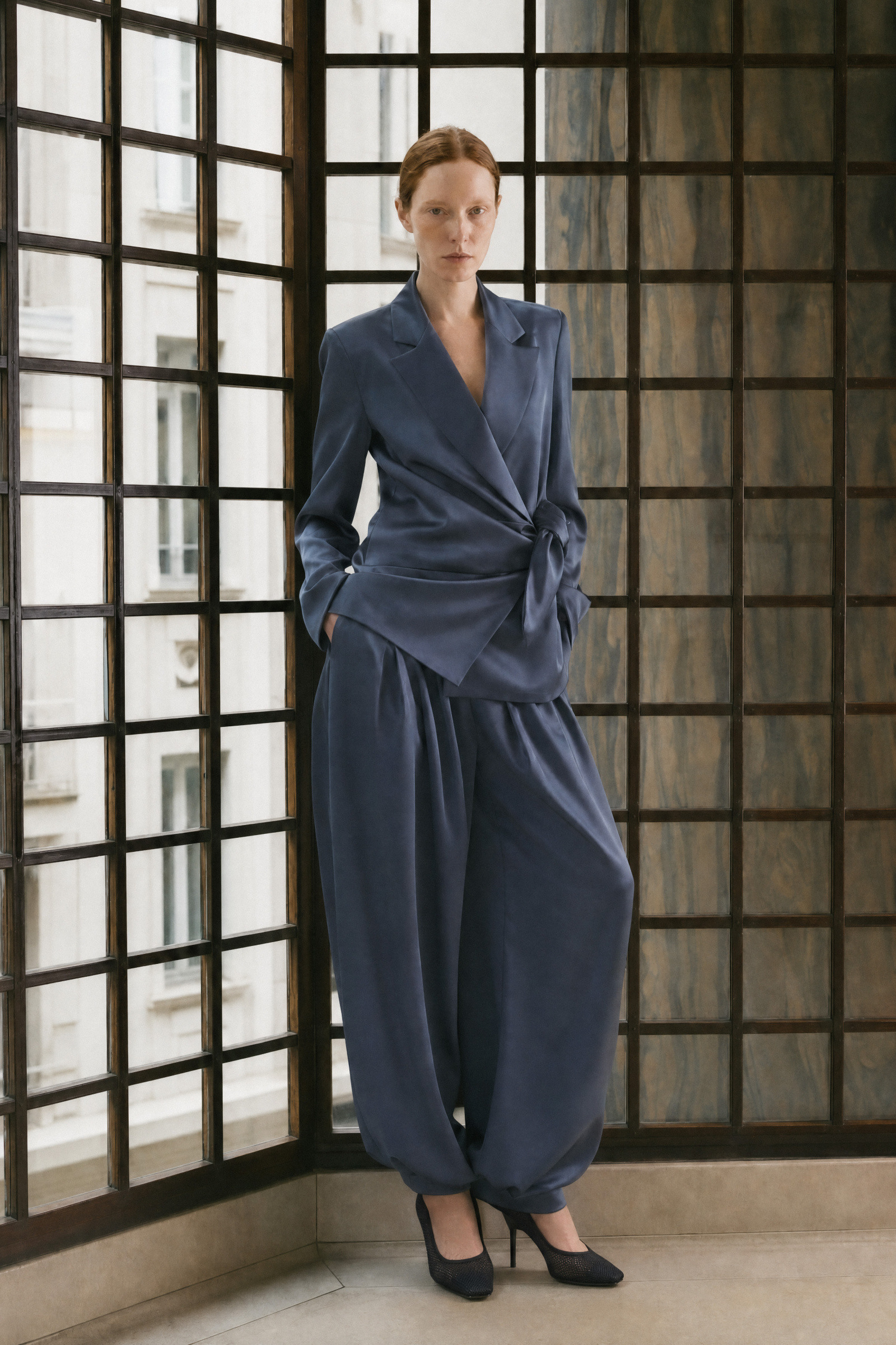 Wholesaler LUMINA - Blazer in glossy satin fabric
