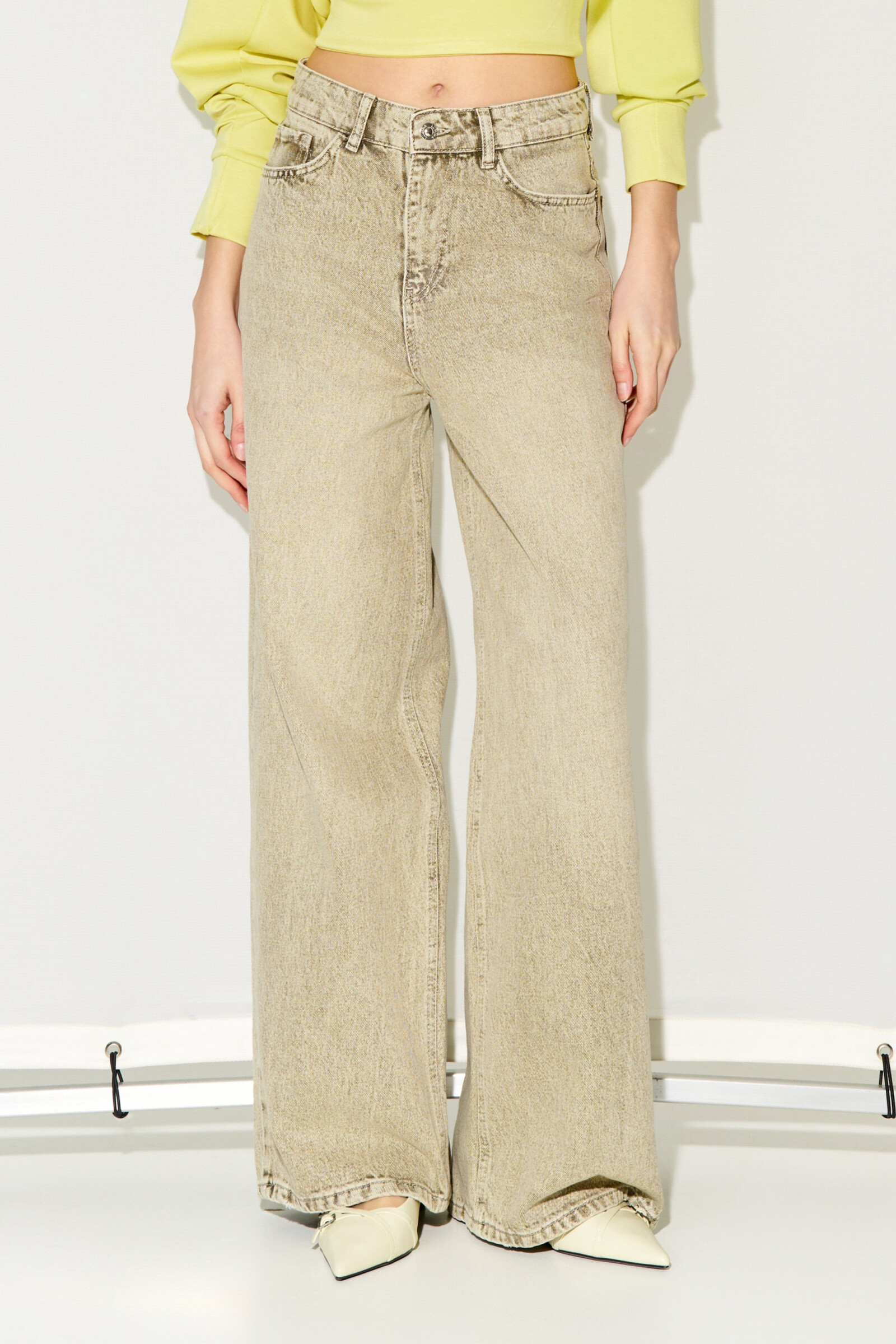 Wholesaler LUMINA - HIGH-WAISTED JEANS WITH BELT LOOPS