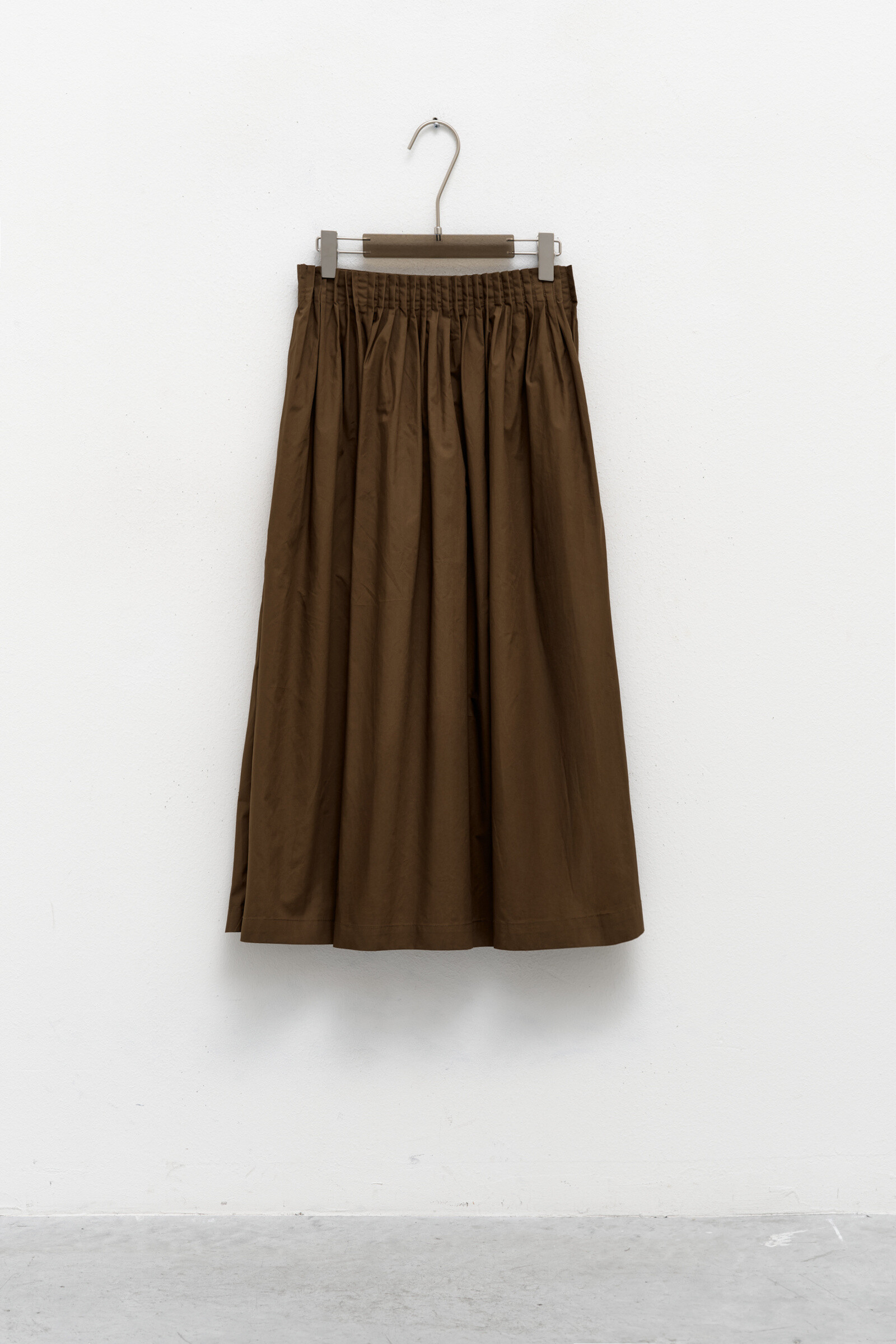 Wholesaler LUMINA - Long skirt with pince