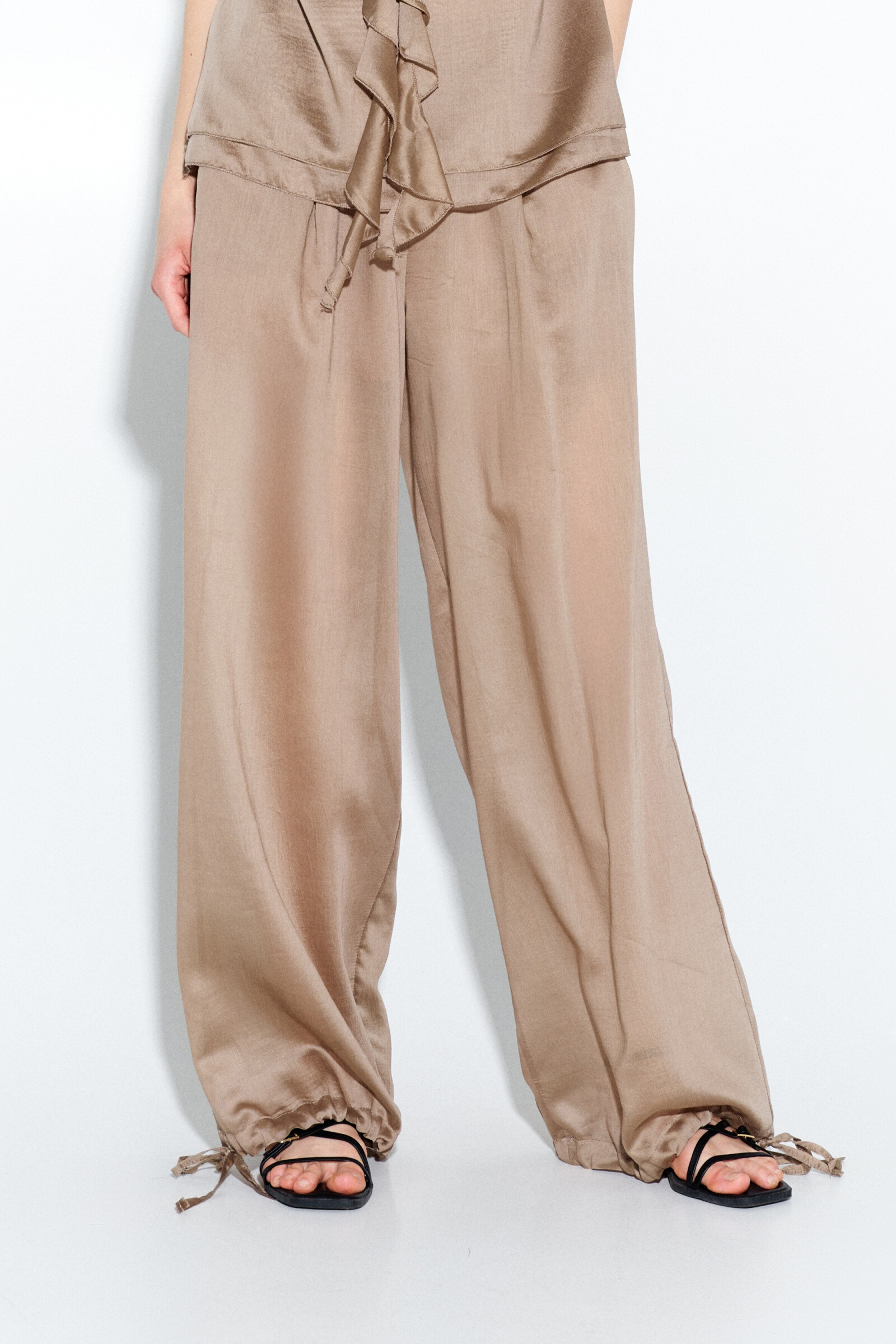 Wholesaler LUMINA - Pants with drawstring on the bottom