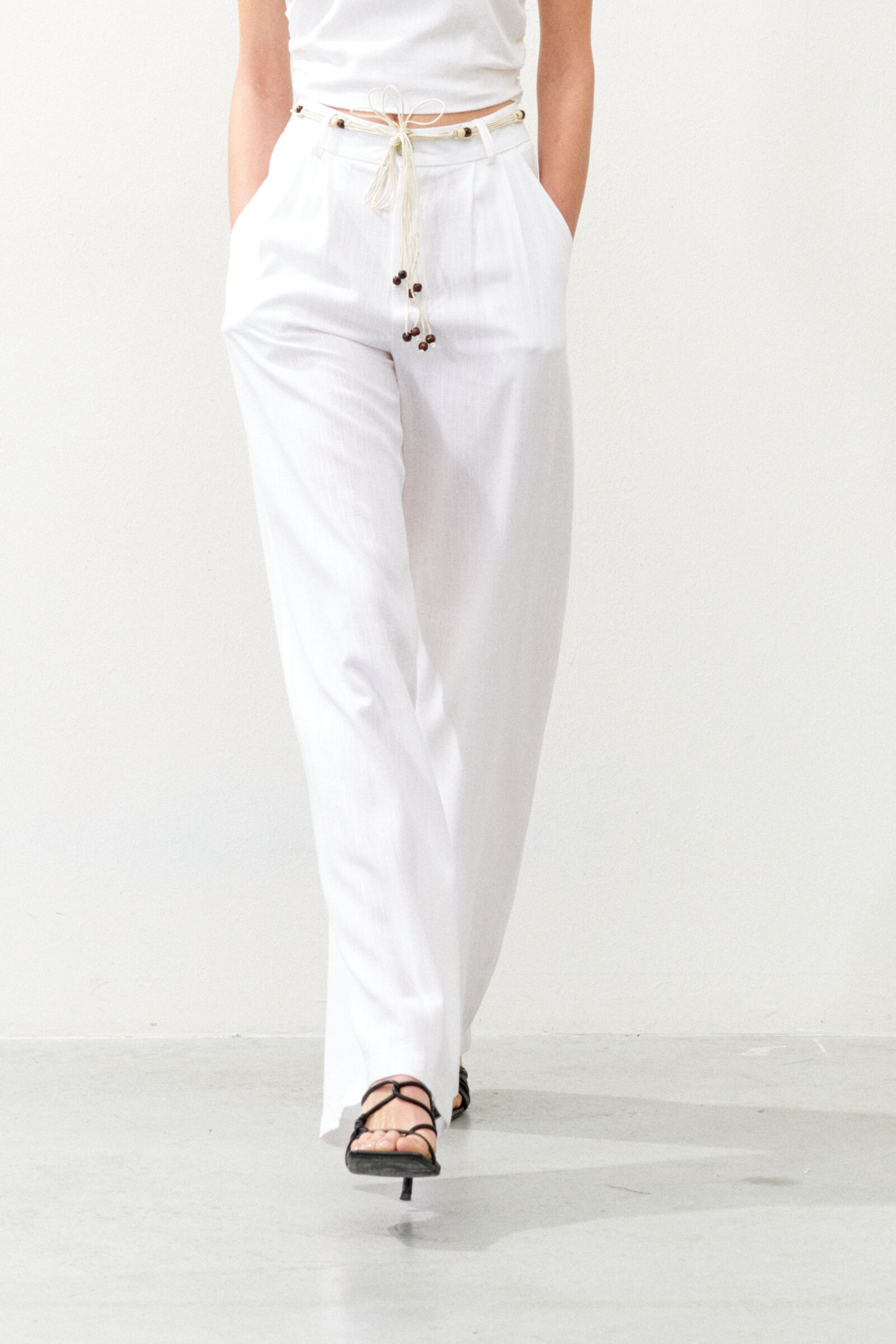 Wholesaler LUMINA - Linen mixed trousers with strap