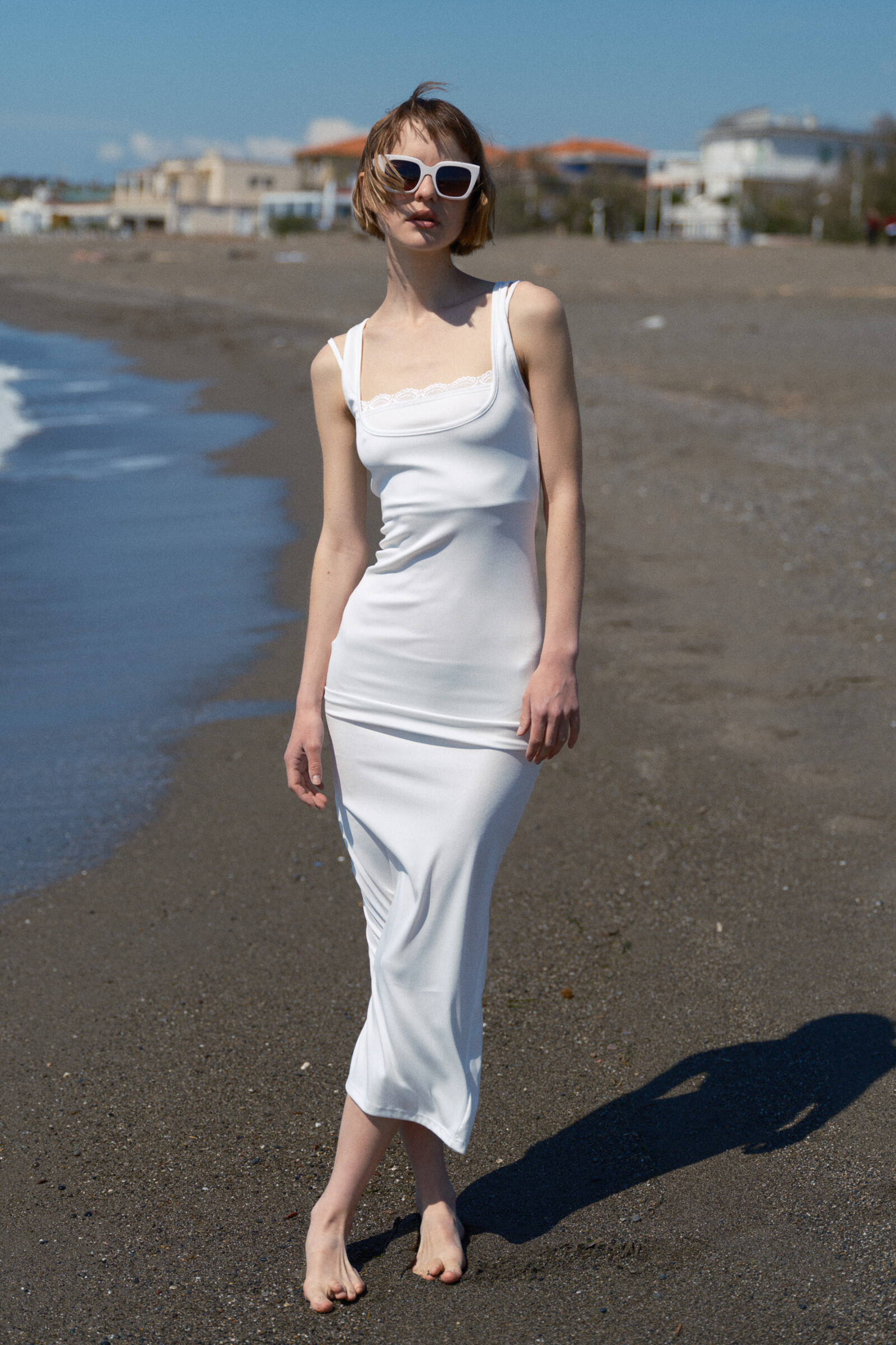 Mayorista LUMINA - VESTIDO DE COSTILLAS CON DETALLE DE ENCAJE