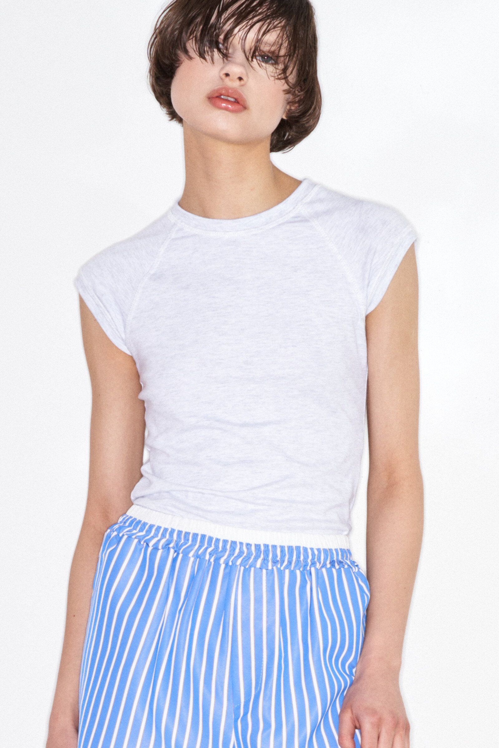 Wholesaler LUMINA - SHORT-SLEEVED T-SHIRT WITH ROUND NECKLINE.