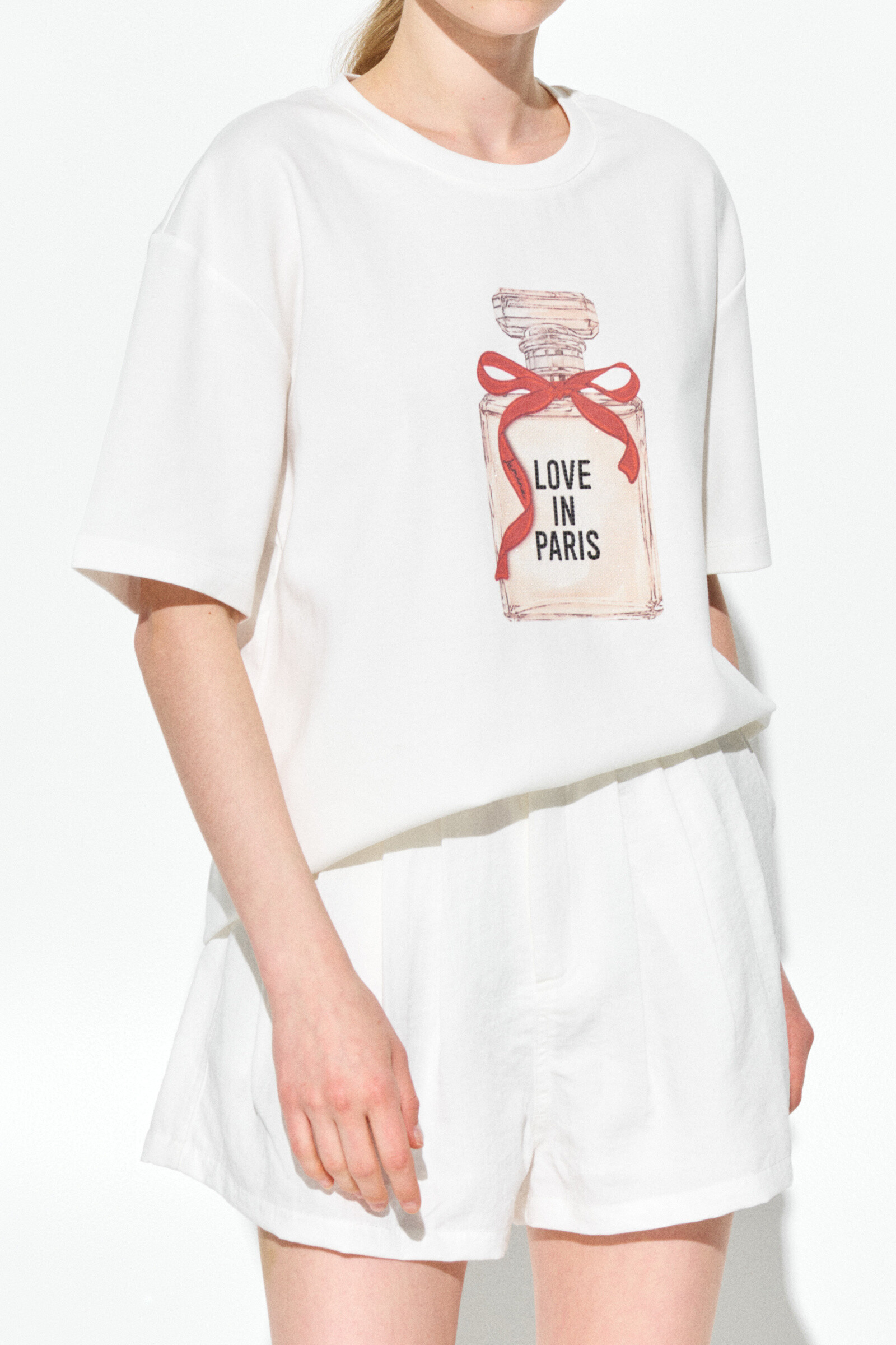 Wholesaler LUMINA - T-SHIRT WITH PRINT AND RHINESTONES