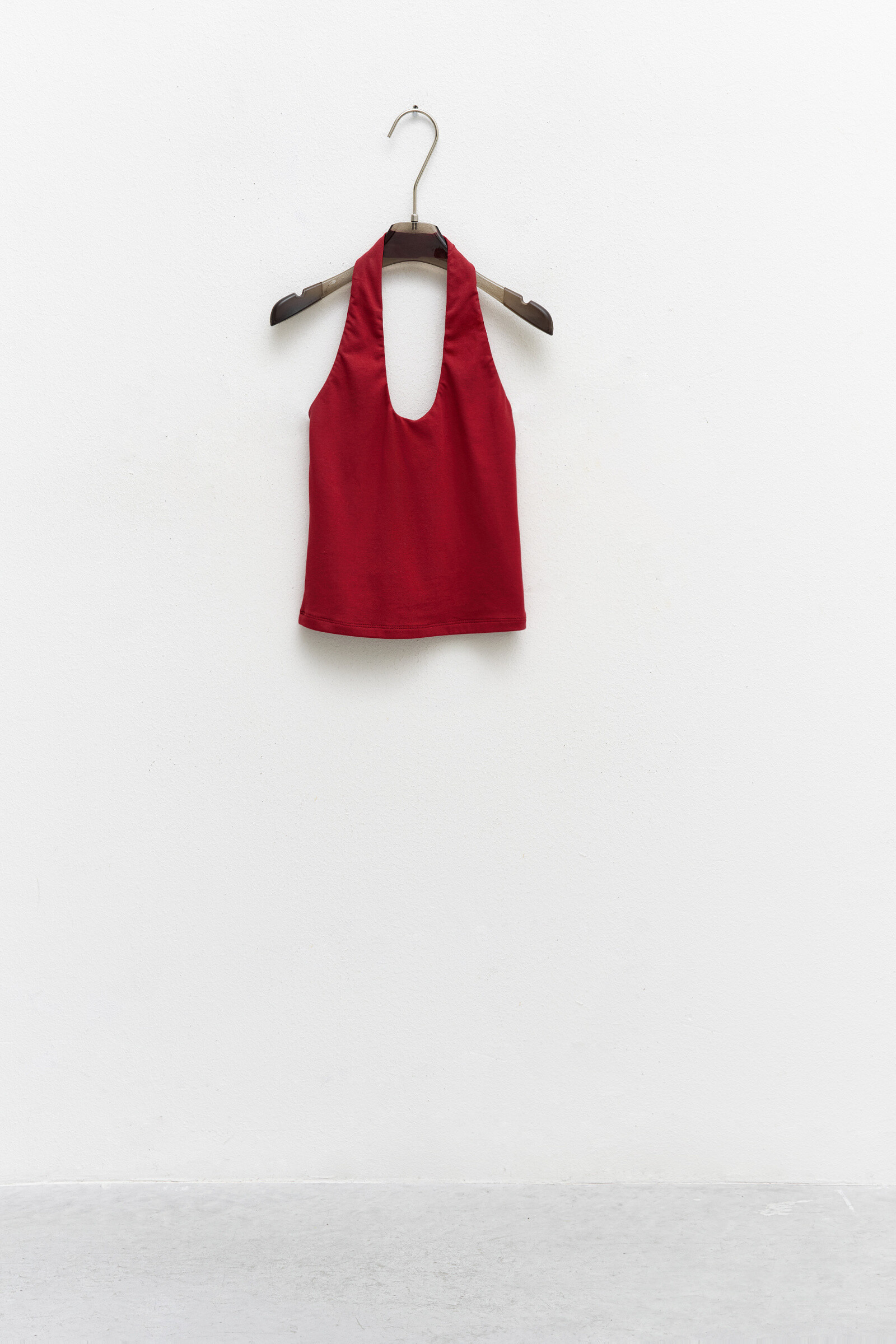 Grossista LUMINA - TOP CON SCOLLO HALTER