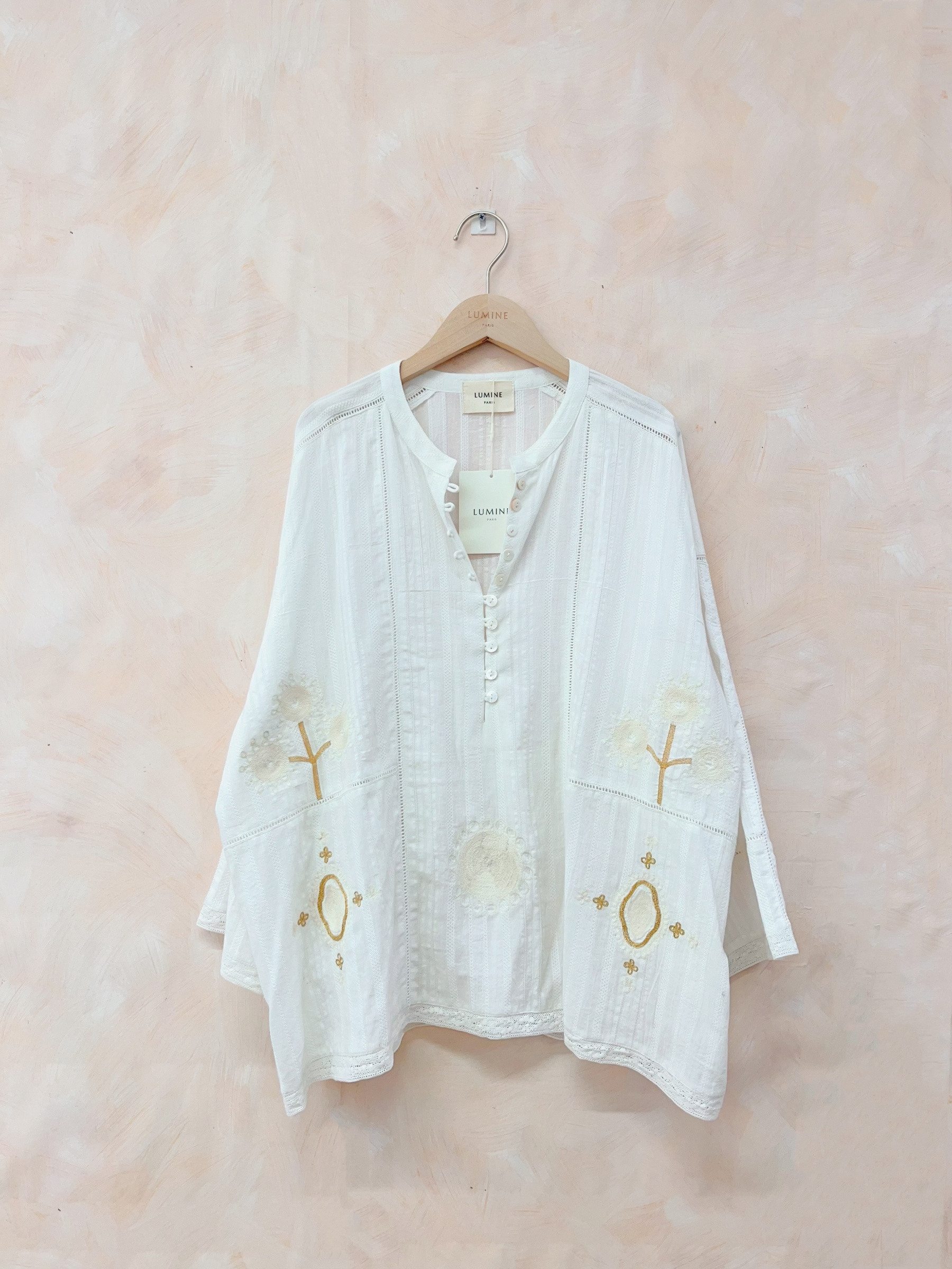 Grossiste LUMINE - Blouse brodée fil or