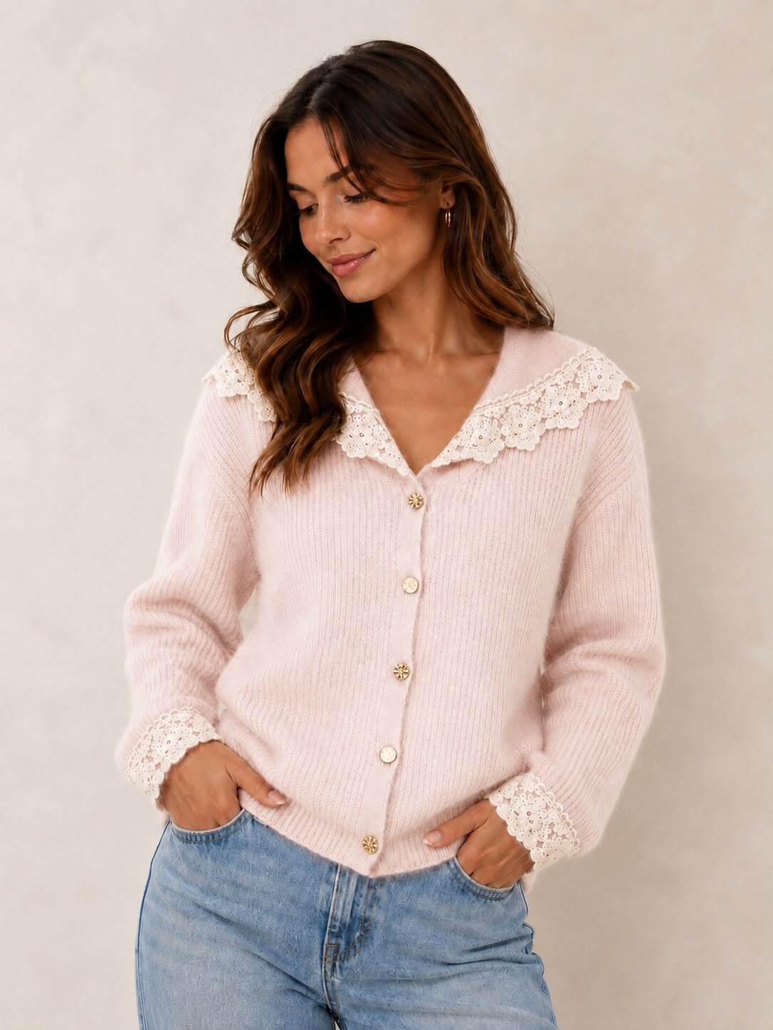 Grossiste LUMINE - Gilet col dentelle