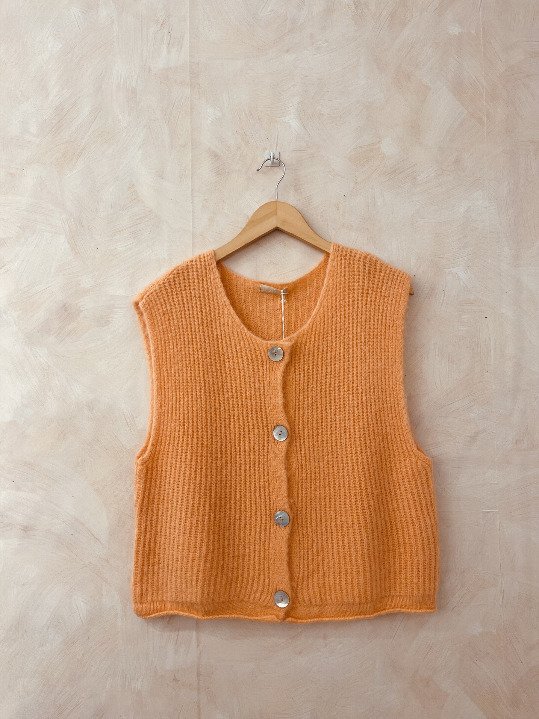 Großhändler LUMINE - Ärmellose Strickjacke aus Babyalpaka mit Knopf