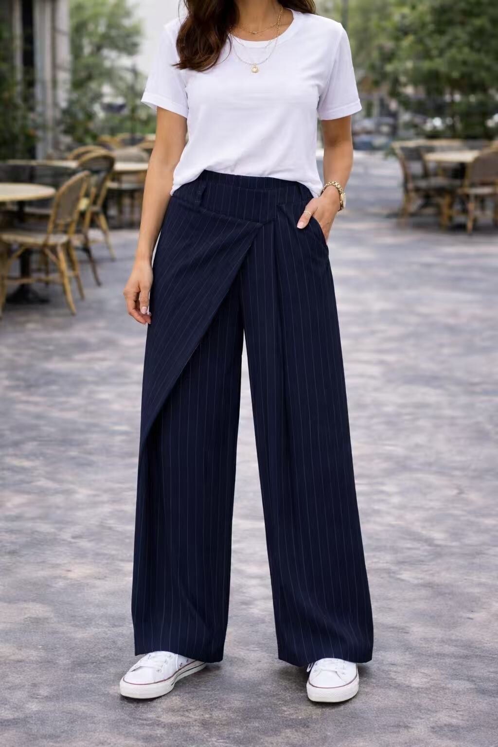 Grossiste LUMINE - Pantalon rayure asymetrique