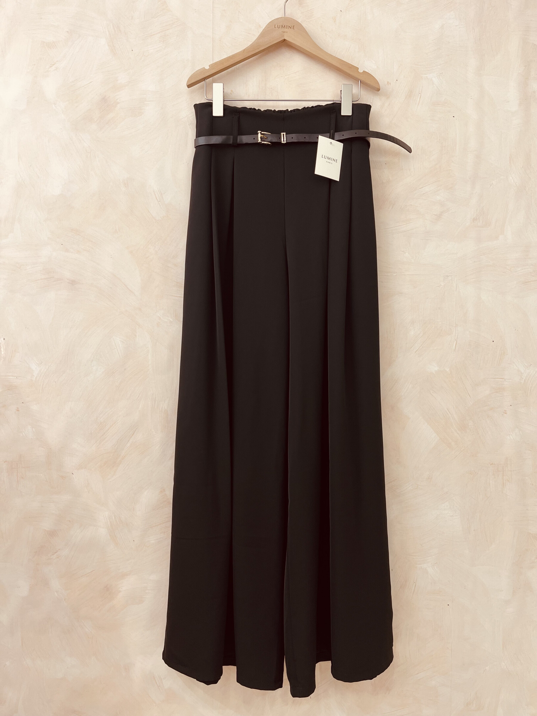 Wholesaler LUMINE - Very long and wide chic pants with belt
