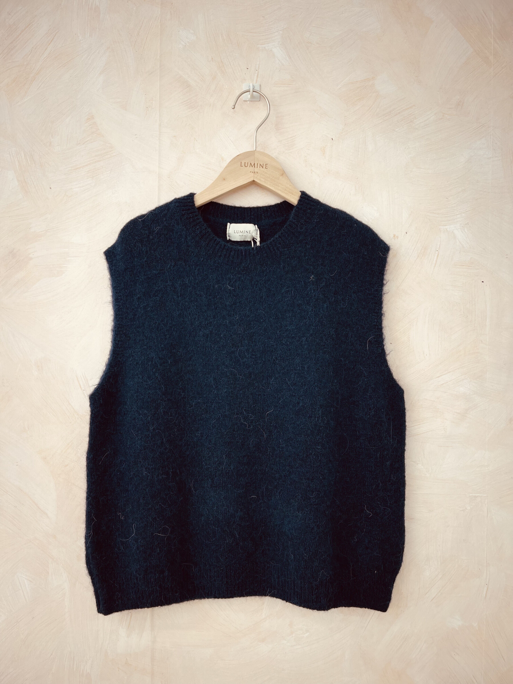 Wholesaler LUMINE - Sleeveless sleeveless sweater