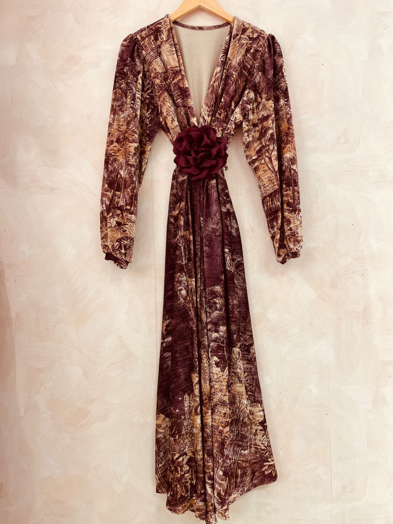 Wholesaler LUMINE - Printed velvet wrap dress with big flower