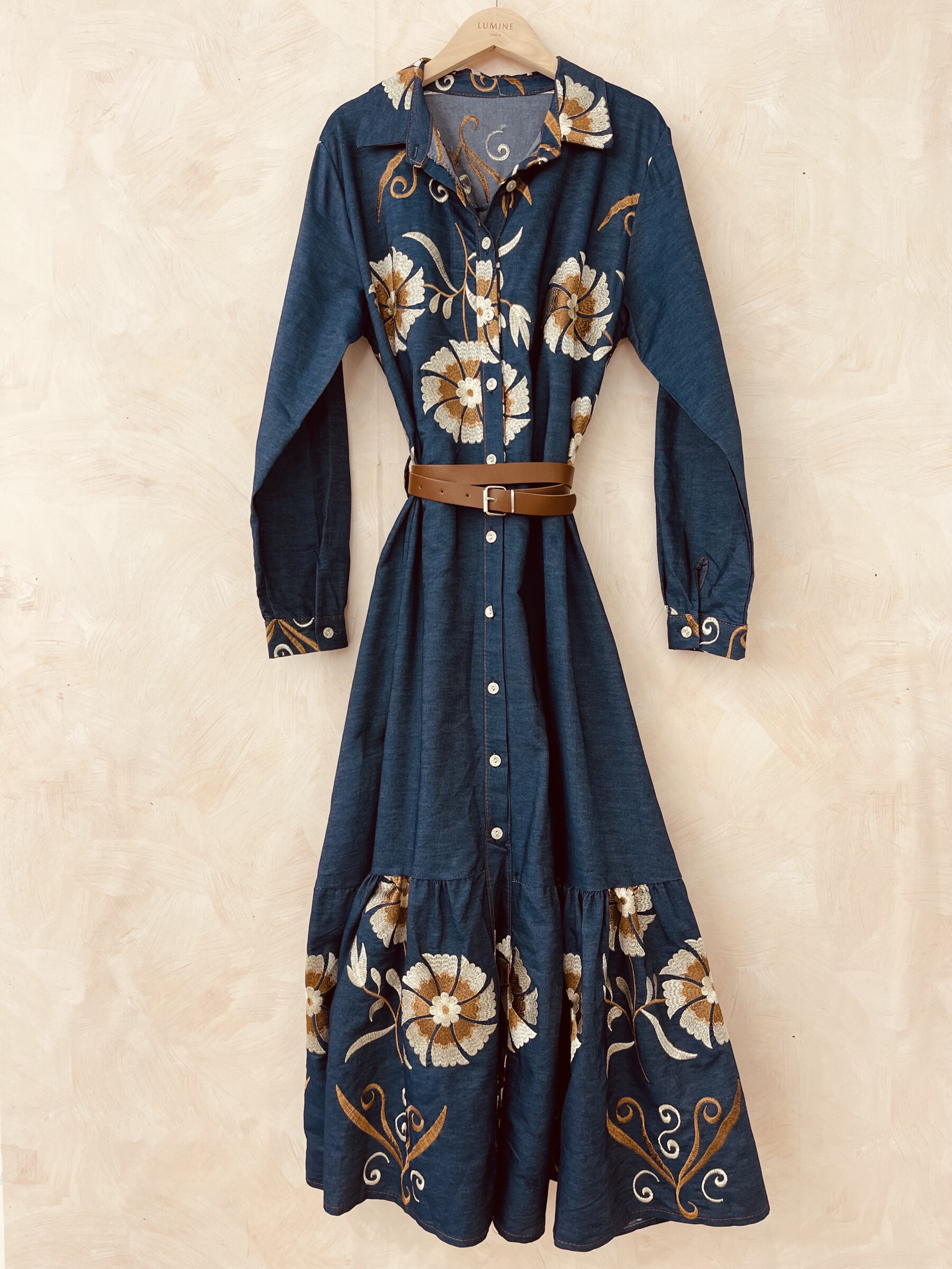 Grossiste LUMINE - Robe en coton avec broderie et ceinture
