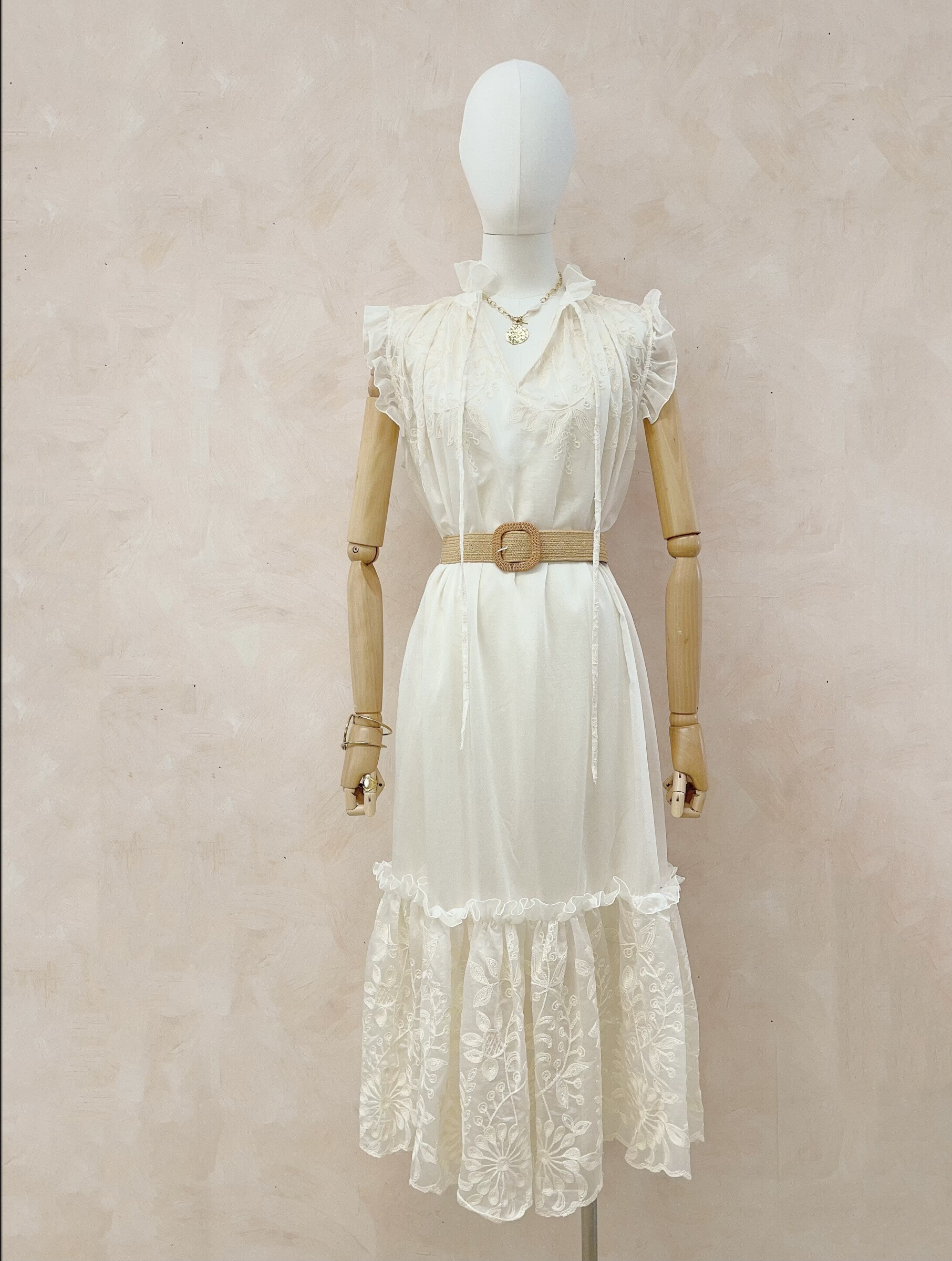Wholesaler LUMINE - Tencell dress with embroidery