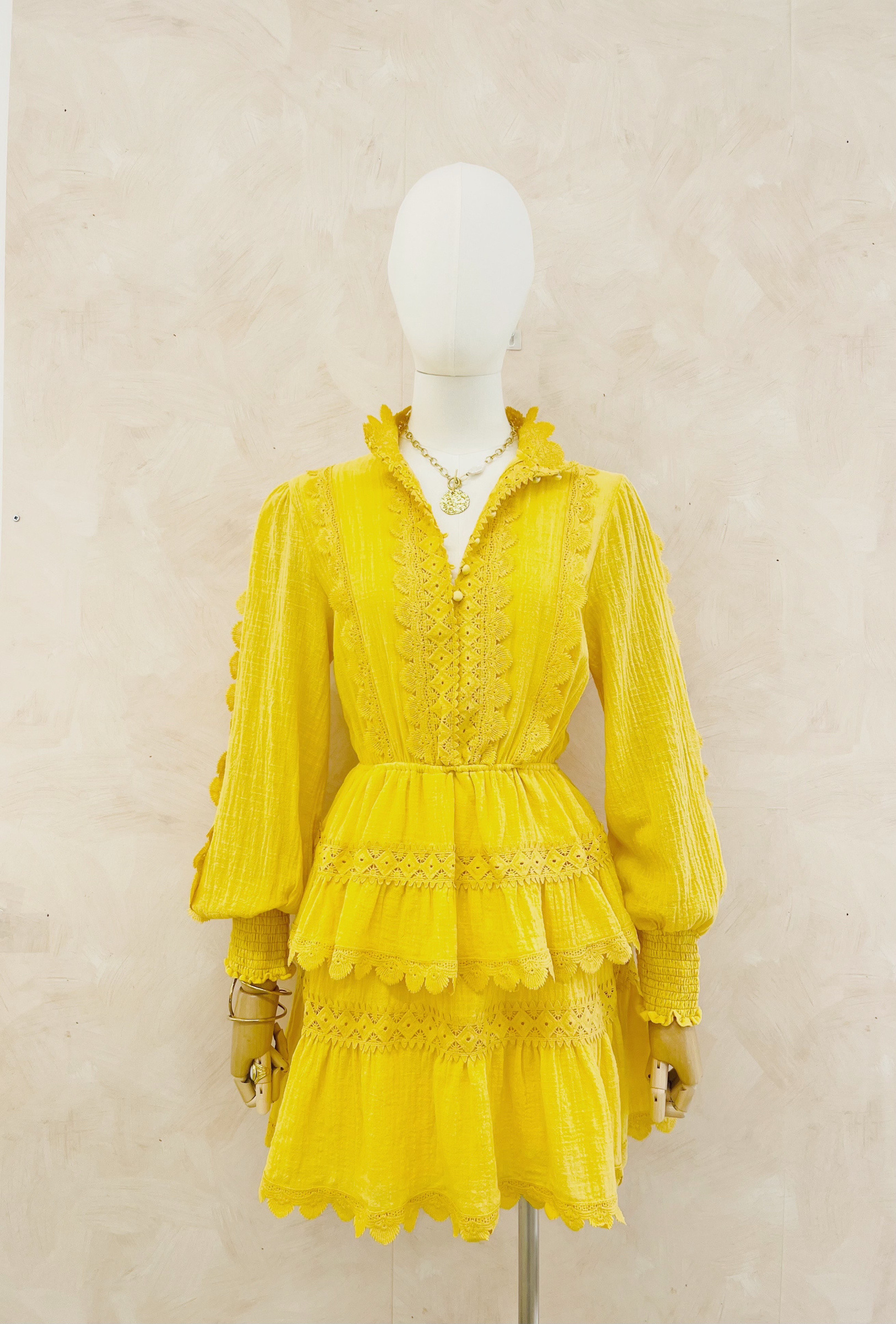 Grossiste LUMINE - Robe brodée