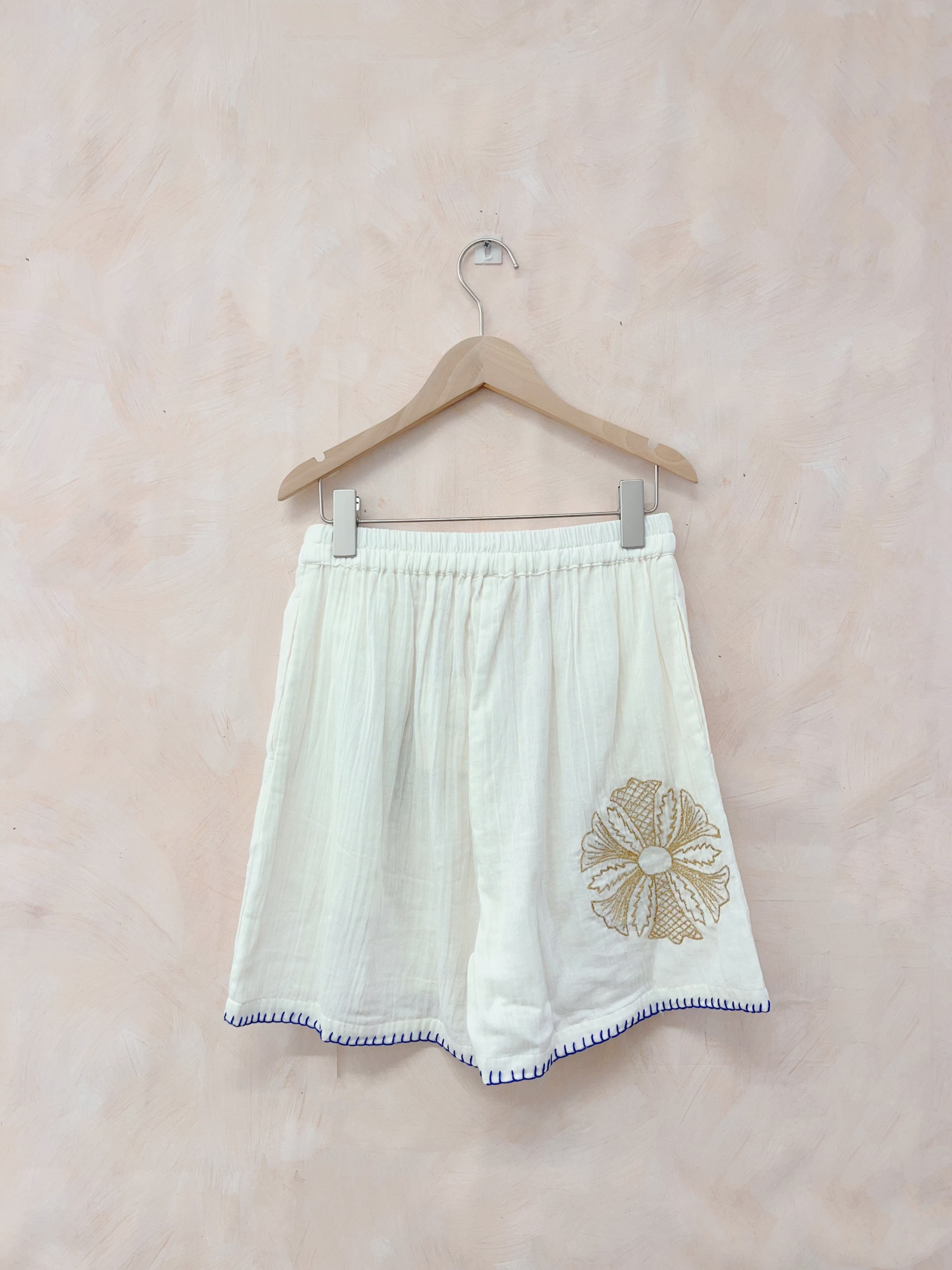 Grossiste LUMINE - Short double gaze brodé