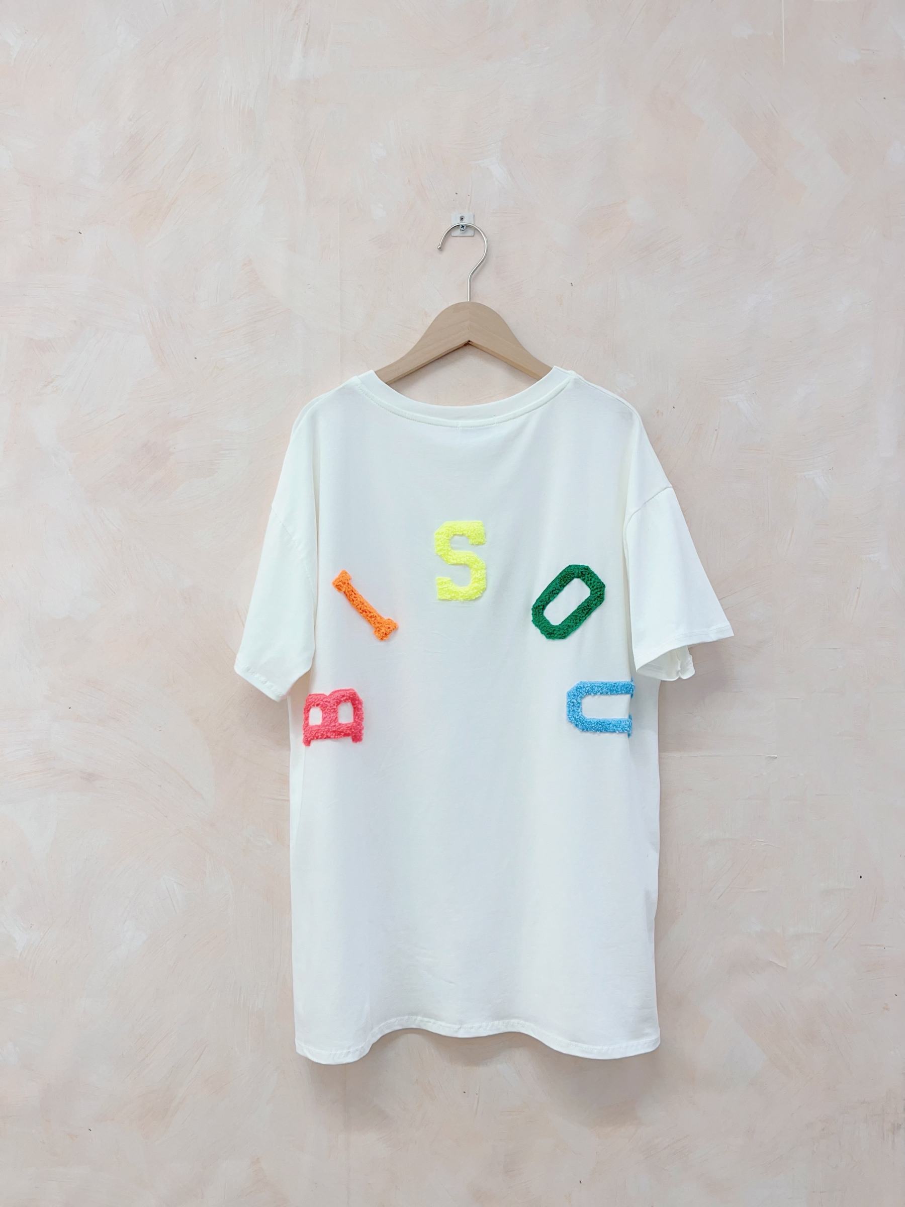 Grossiste LUMINE - Tee-shirt brodé dos bisou