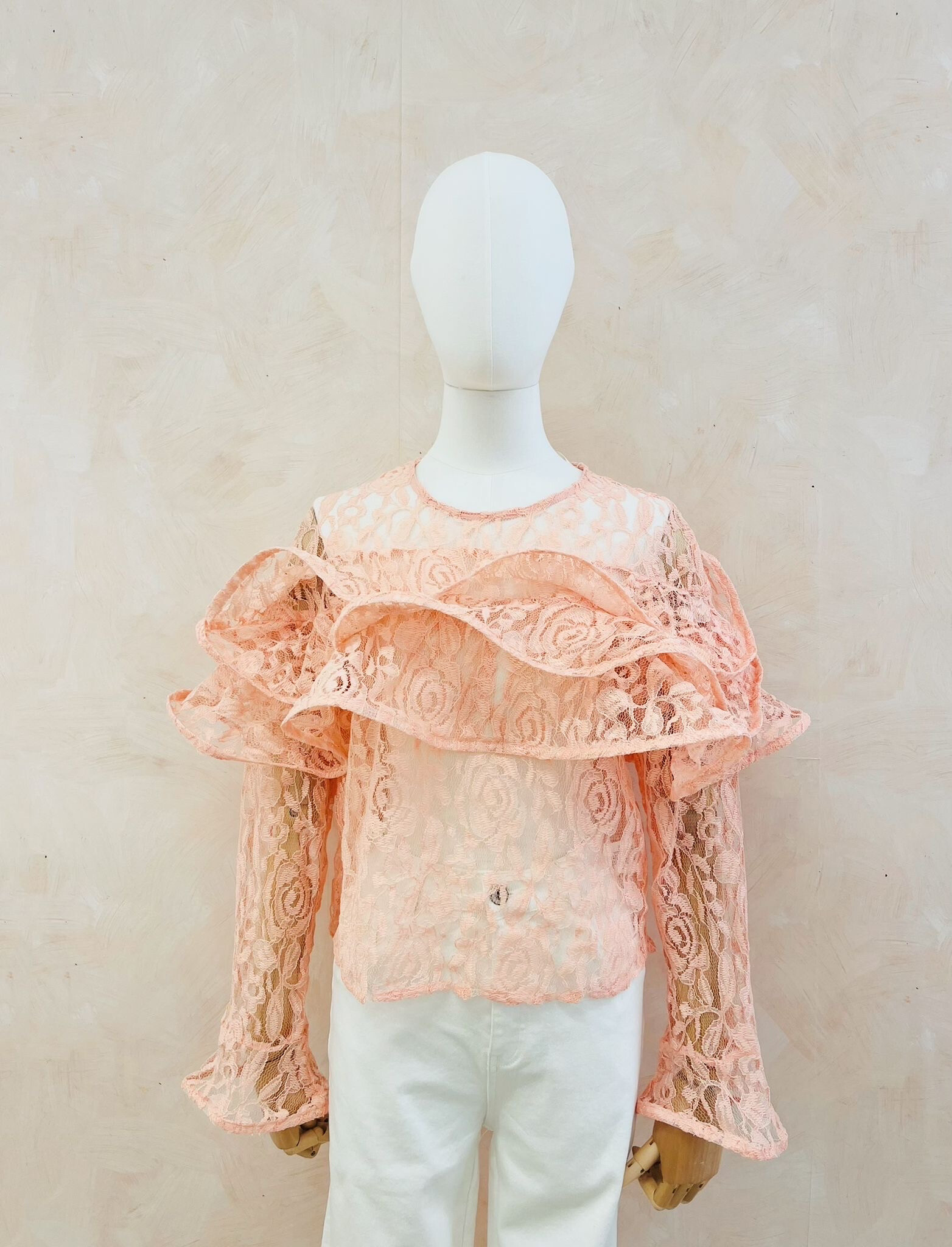 Wholesaler LUMINE - Top in lace with steering wheel