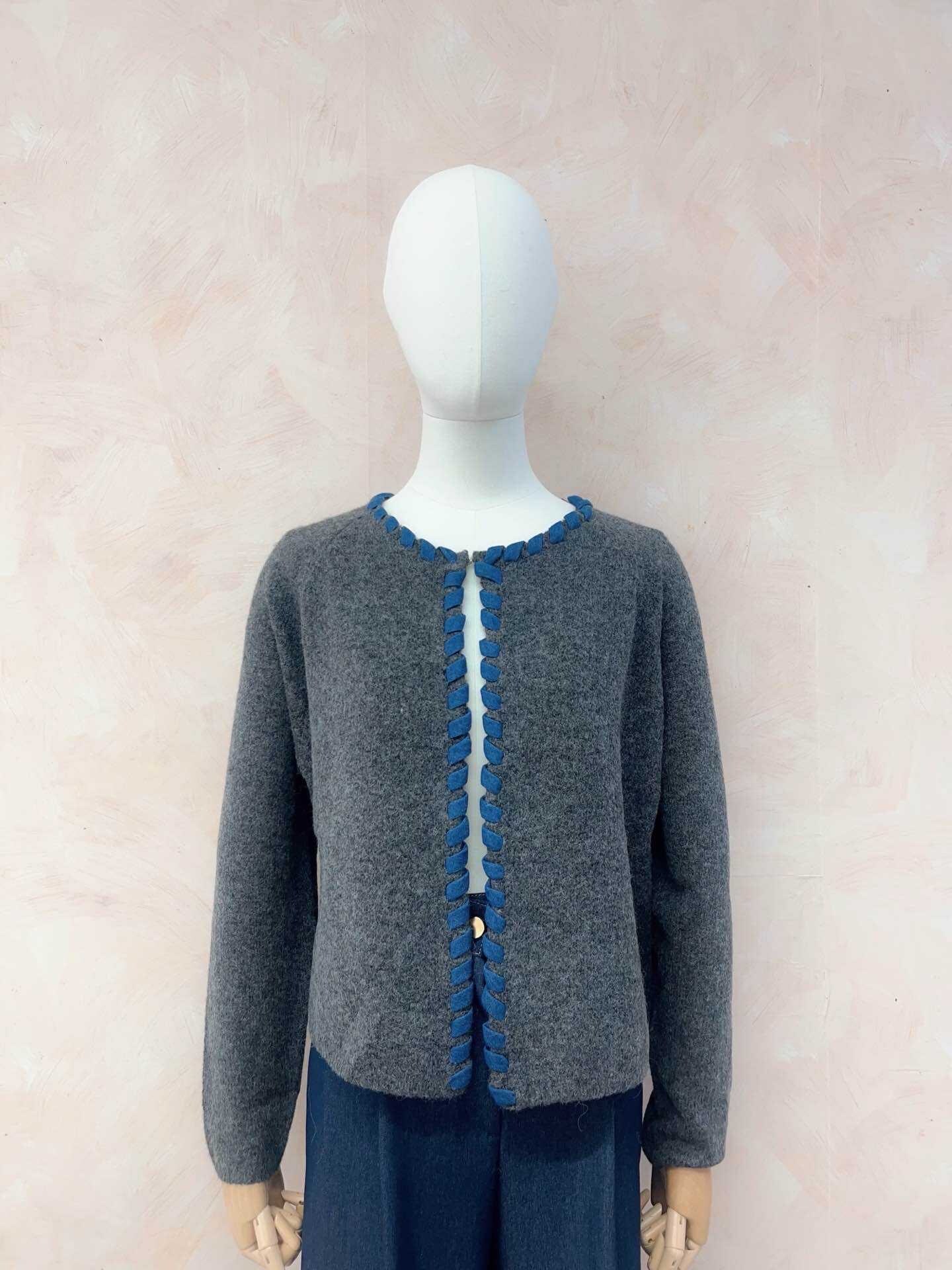 Grossiste LUMINE - Gilet bordure jean