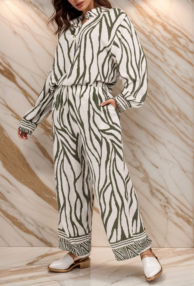 Wholesaler Lusa Mode - Celia shirt and pants set in striped linen-like fabric