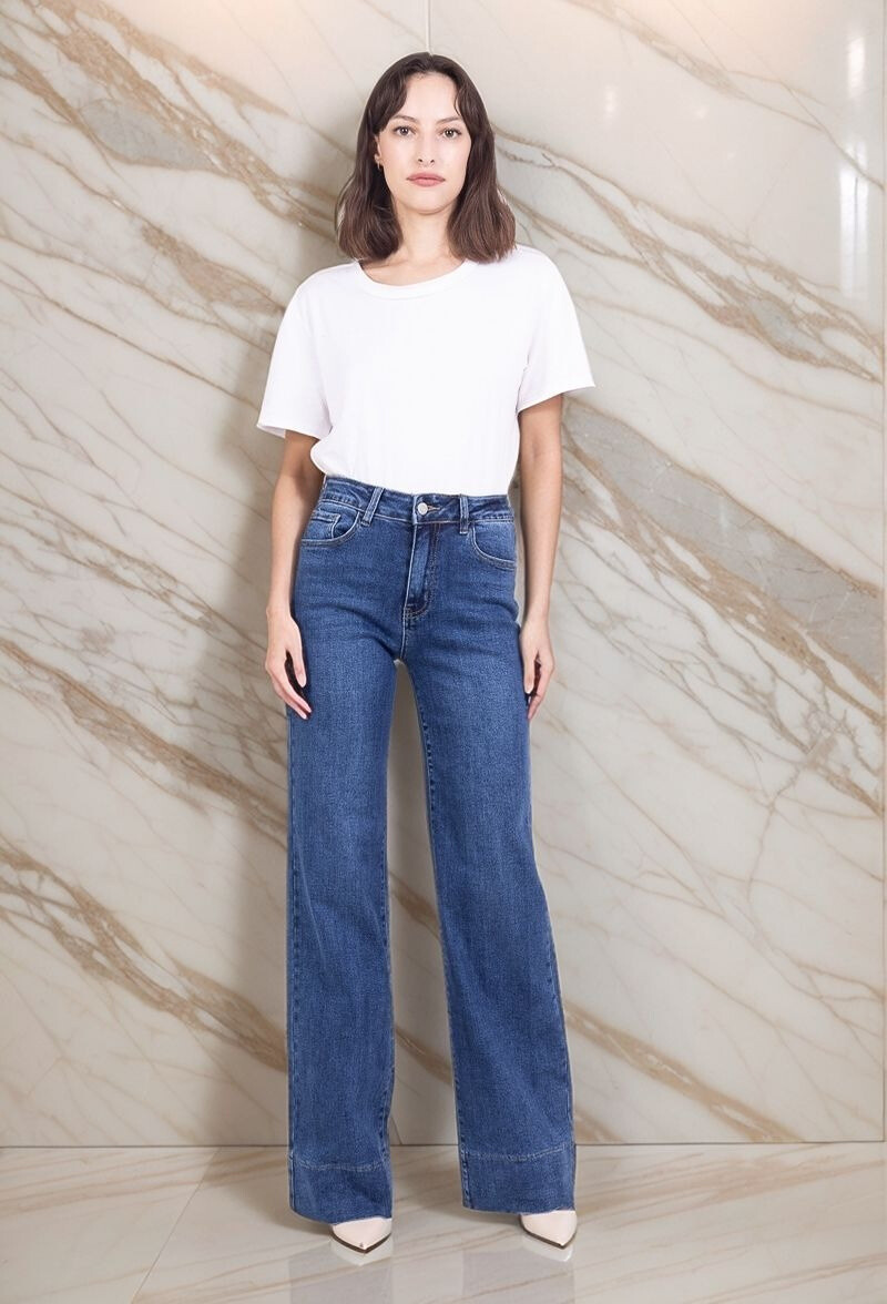 Grossista Lusa Mode - Jeans larghi con 5 tasche