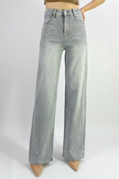 Grossiste Lusa Mode - Jean premium coupe droite stretch avec strass T36-T46 Grossiste Lusa Mode - Jean premium coupe droite stretch avec strass T36-T46