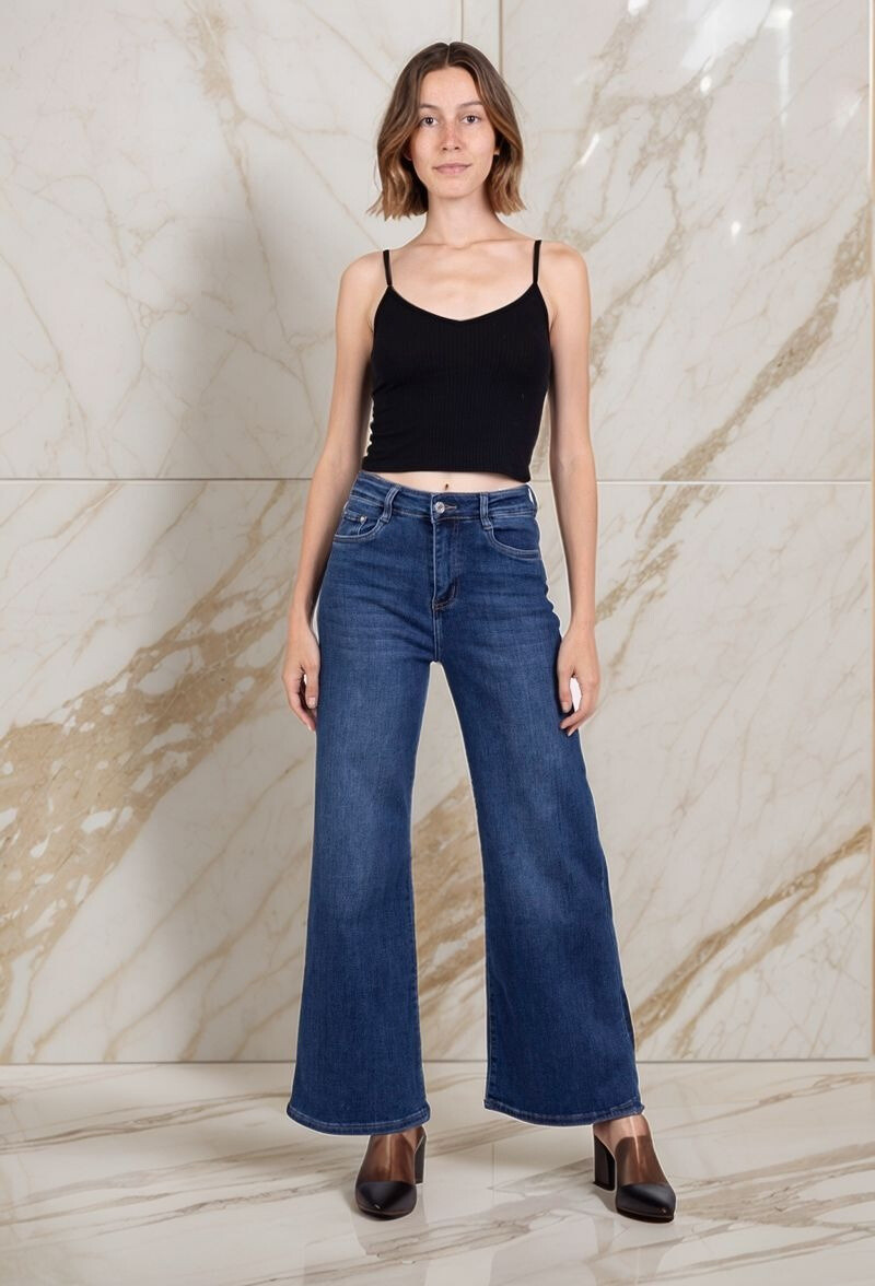 Wholesaler Lusa Mode - Stretch straight cut jeans with 4 pockets