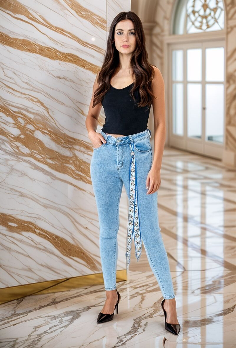 Wholesaler Lusa Mode - Stretch jeans with belt accessory