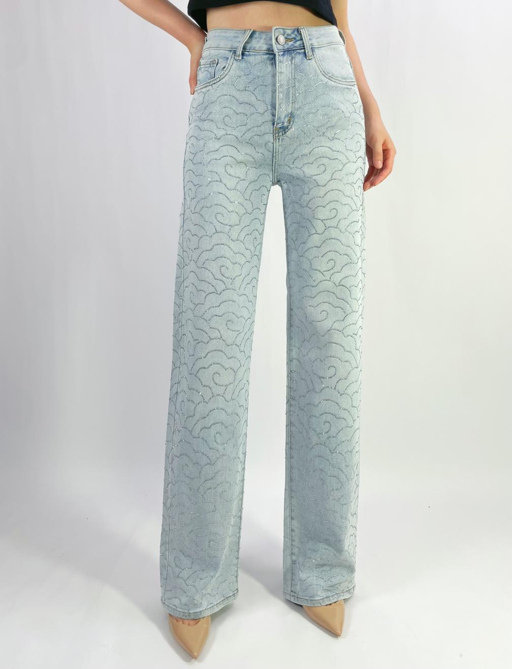 Grossiste Lusa Mode - Jean premium coupe droite stretch avec strass nuage T36-T46 Grossiste Lusa Mode - Jean premium coupe droite stretch avec strass nuage T36-T46