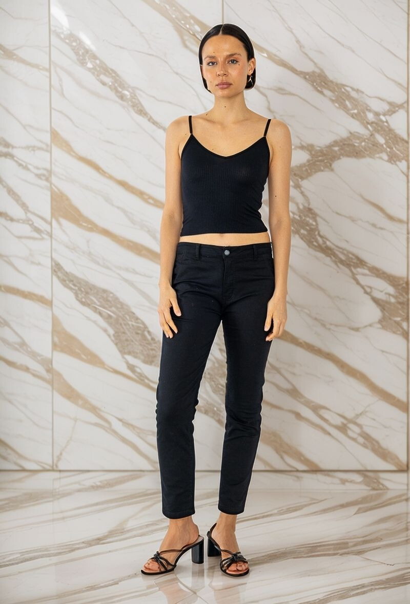 Grossiste Lusa Mode - Jean slim push up fausses poches avant et arrière tissu doux