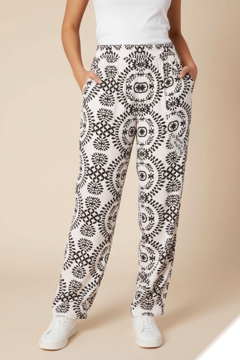 Großhändler Lusa Mode - Geometrische Layla-Hose in großen Größen mit Taschen aus Lyocell-Stoff