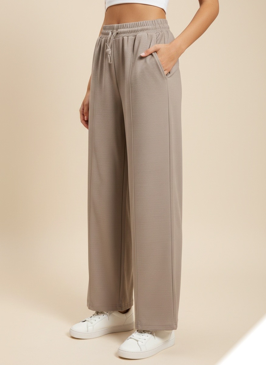 Großhändler Lusa Mode - Einfarbige Hose mit Gürtel und Taschen, sehr angenehmes Material