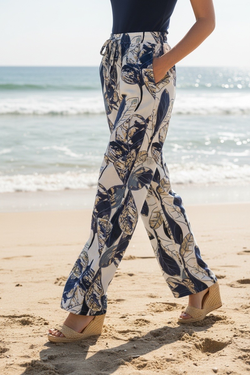 Wholesaler Lusa Mode - Casual wide-leg floral trousers with pockets and adjustable drawstring