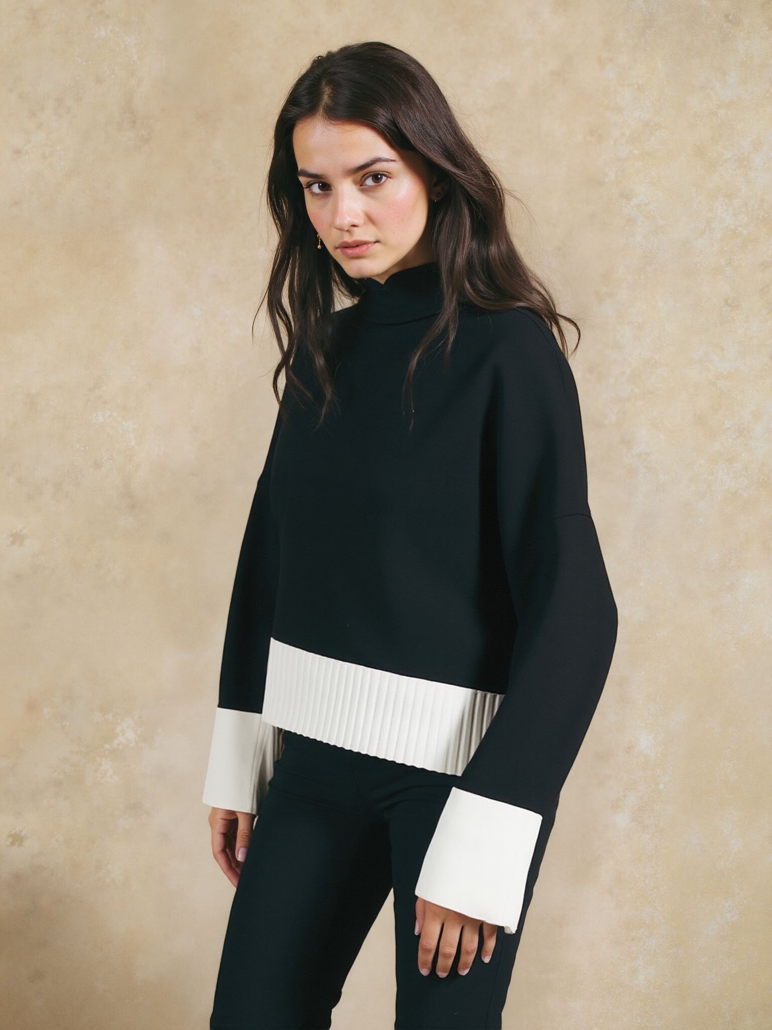 Grossista Lusa Mode - Maglione bicolore spesso con collo alto