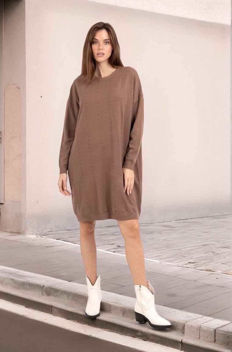 Grossista Lusa Mode - Maglione lungo con motivo discreto