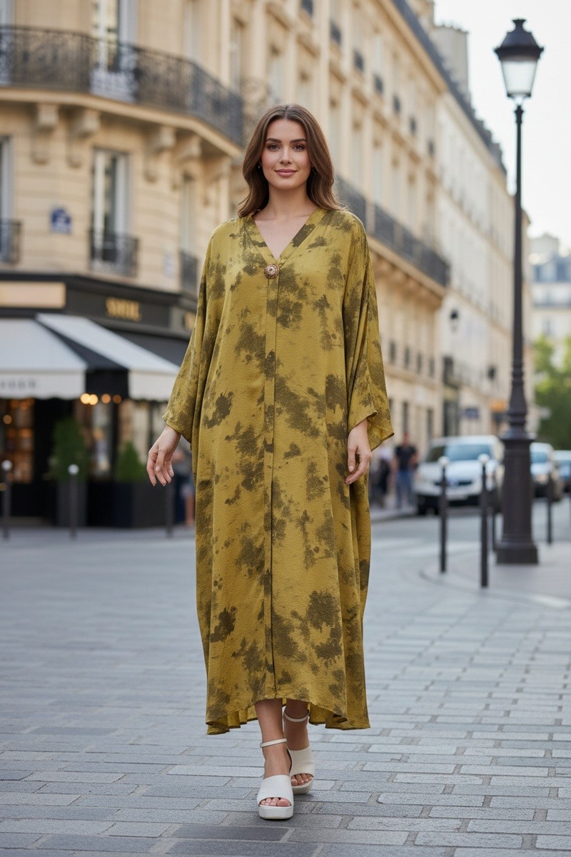 Großhändler Lusa Mode - Langes Kleid mit abstraktem Druck, Taschen, Gürtel und Blumenbrosche