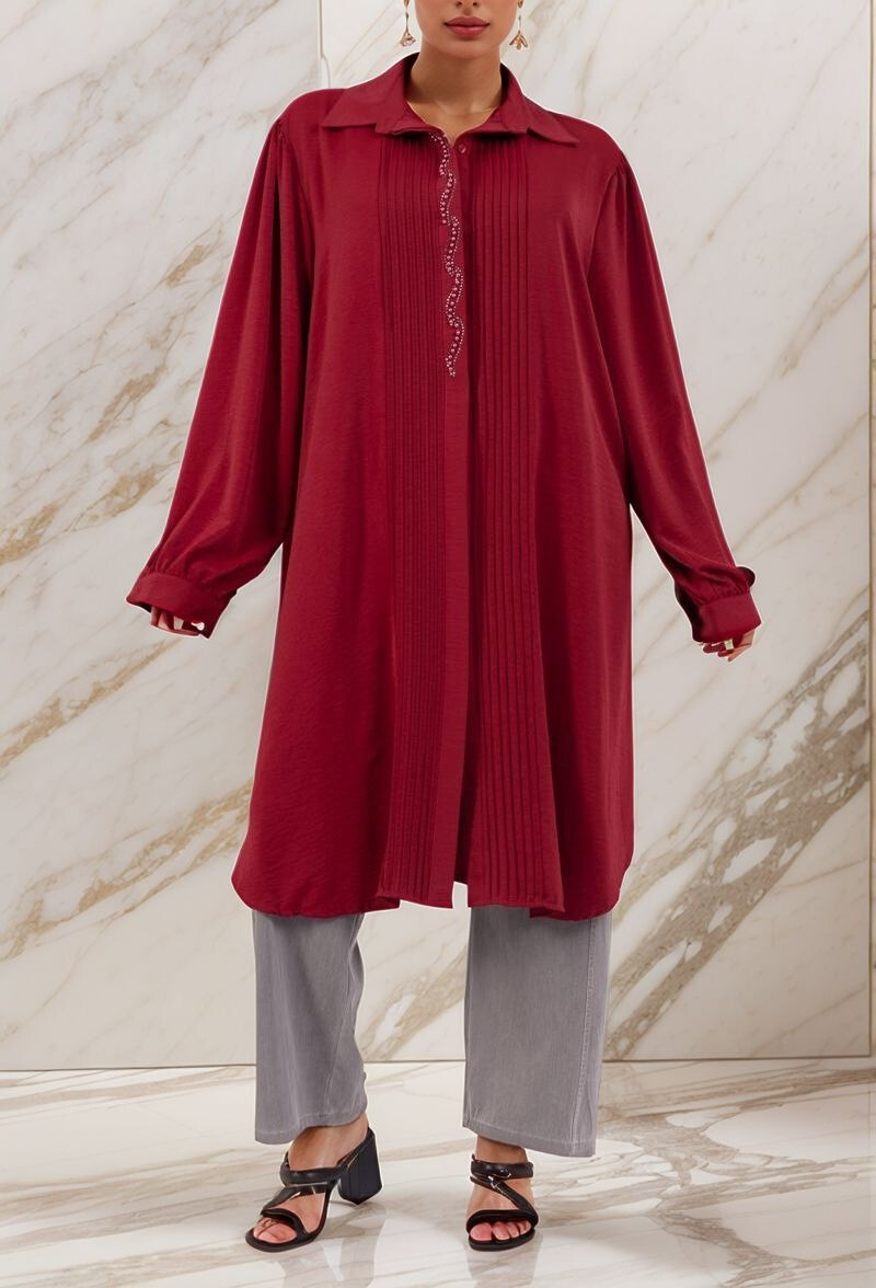 Grossista Lusa Mode - Elegante camicia semplice con pieghe e dettagli perlati