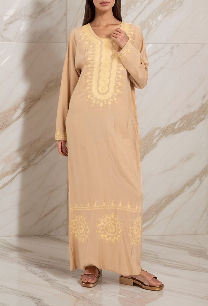 Grossiste Lusa Mode - Robe longue unie avec broderie
