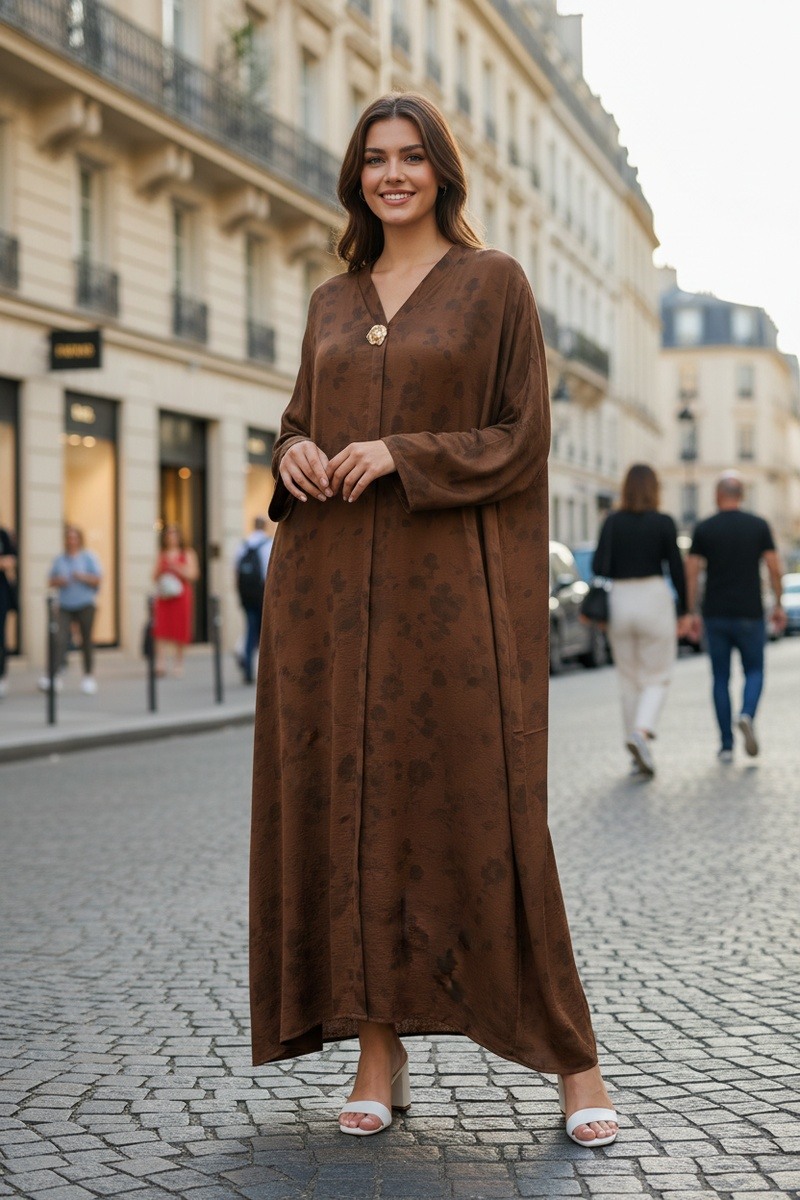 Grossiste Lusa Mode - Robe longue imprimée fleurie avec poches, ceinture et broche en fleur