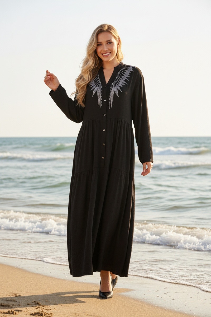 Wholesaler Lusa Mode - Long, plain dress with buttons and floral rhinestones